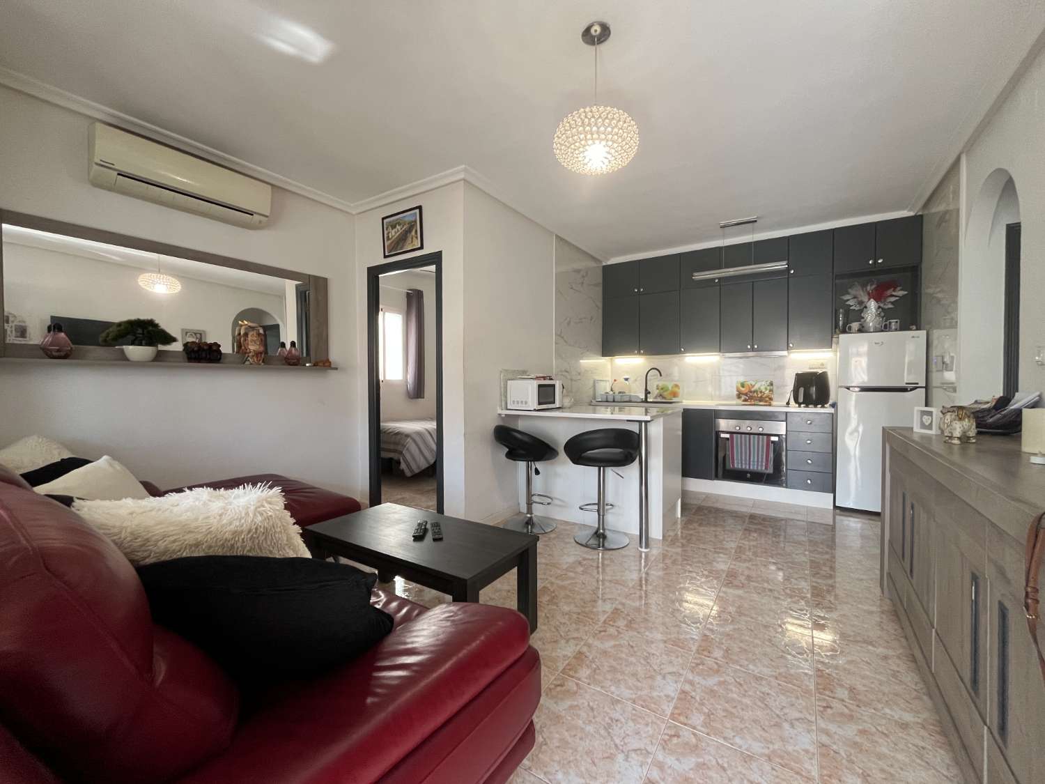 Casa de 3 dormitorios y 2 baños en La Florida.