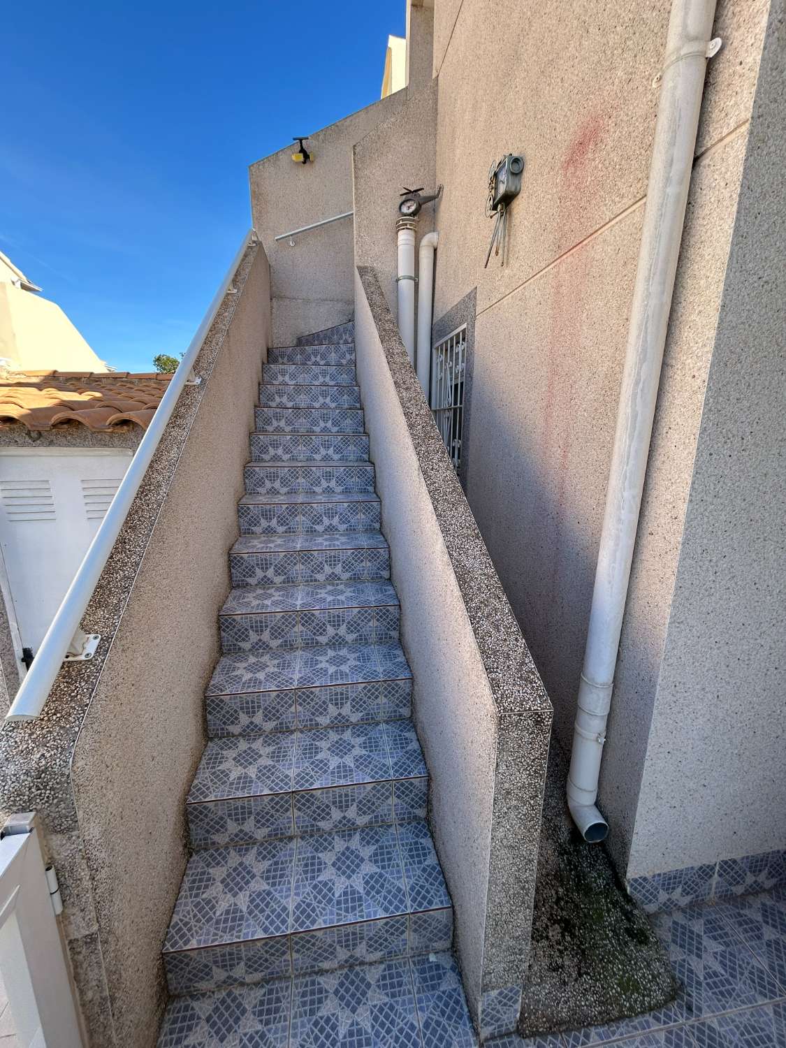 Casa de 3 dormitorios y 2 baños en La Florida.