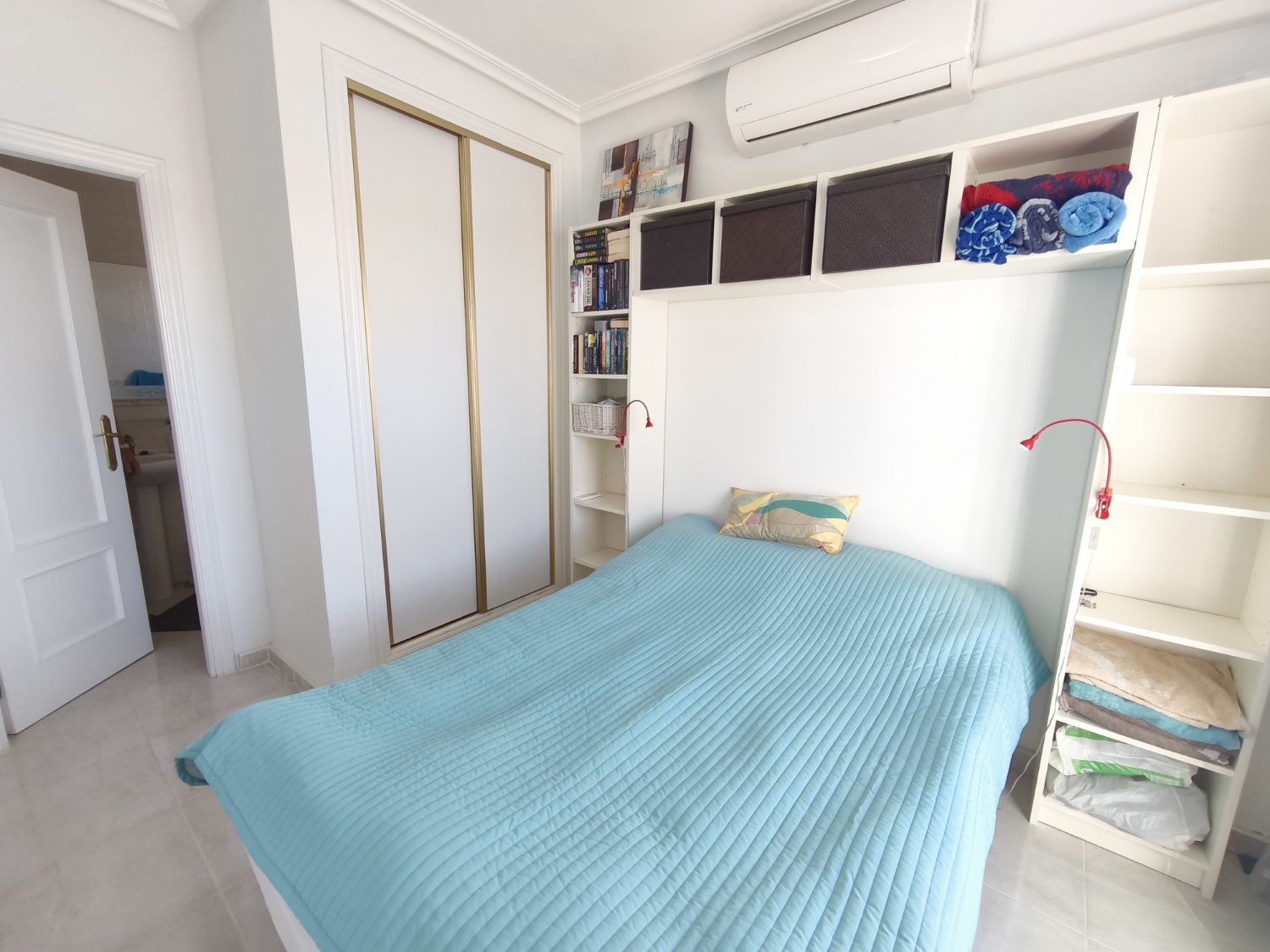 Dúplex orientado al sur con parcela en la esquina 3 dormitorios , 3 baños garage subterráneo