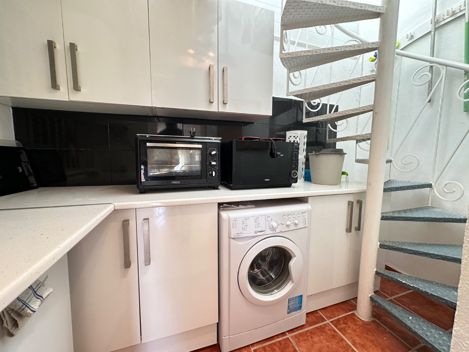 Bungalow situado en la Florida con 2 dormitorios  1baño y piscina comunitaria