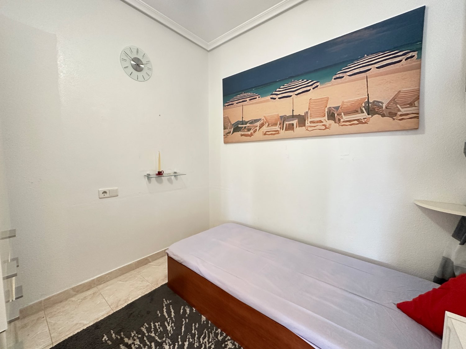 Bungalow situado en la Florida con 2 dormitorios  1baño y piscina comunitaria