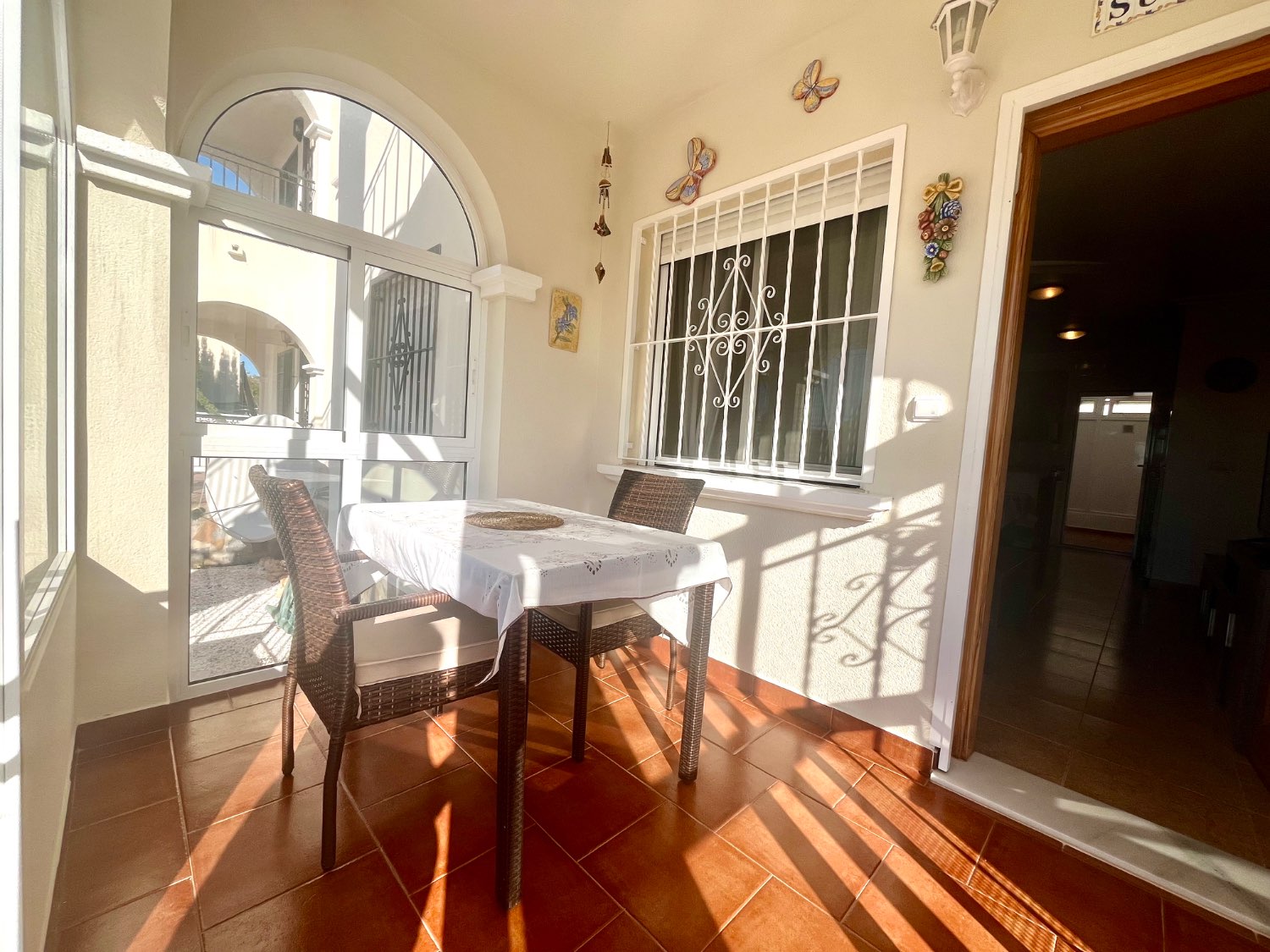 Bungalow de 2 dormitorios situado en Las Chismosas, Orihuela Costa