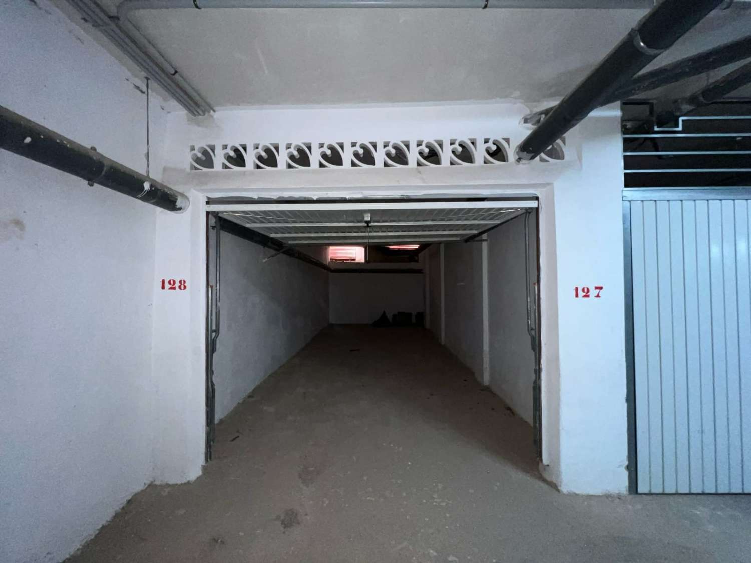 车库 出售 在 Los Almendros-La Florida (Orihuela)