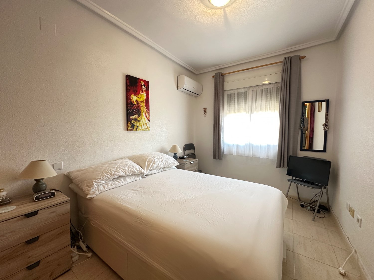 apartamento en planta baja en la Florida de 2 dormitorios y un baño