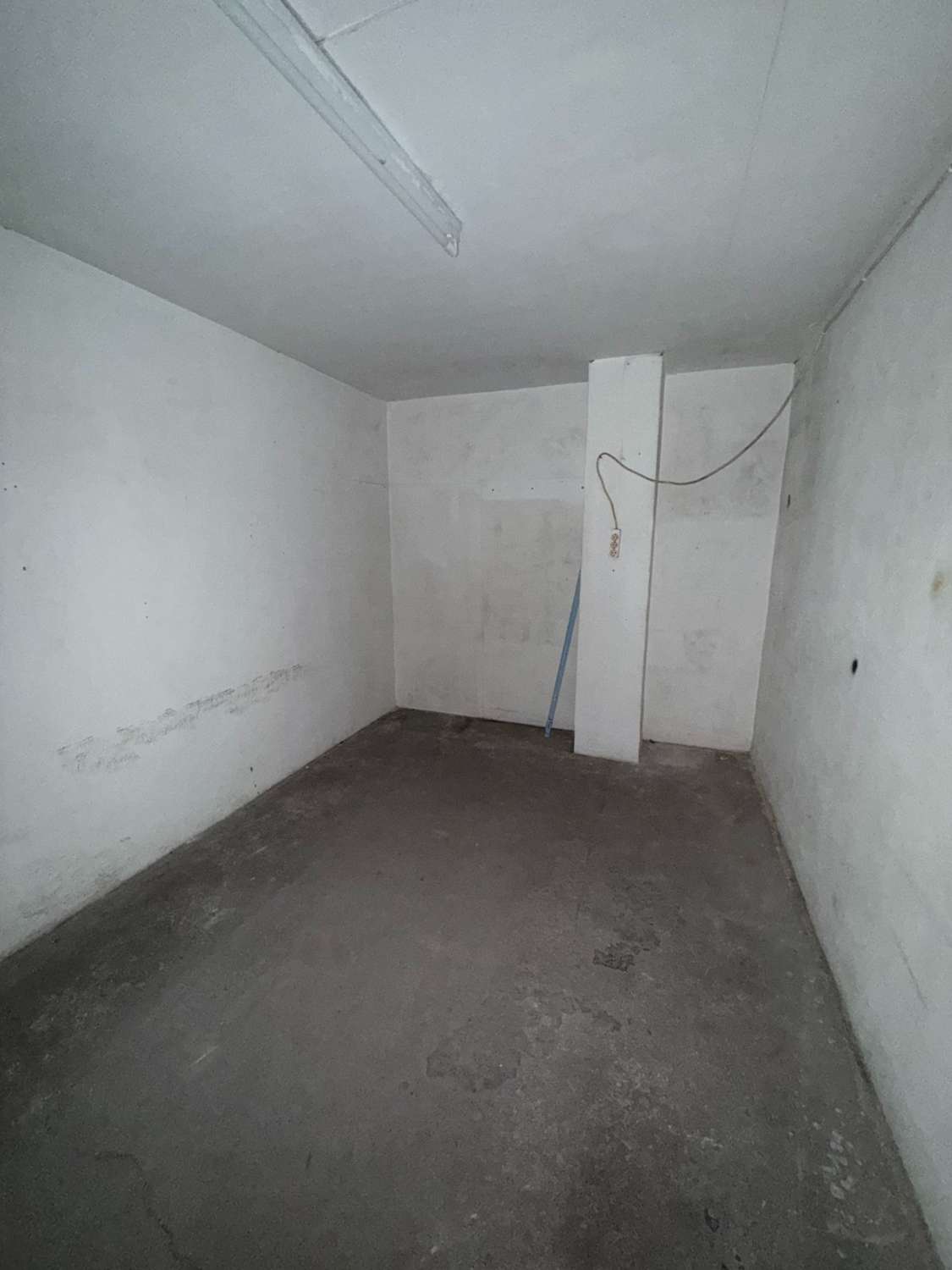 Garaje bien situado en el Acequion