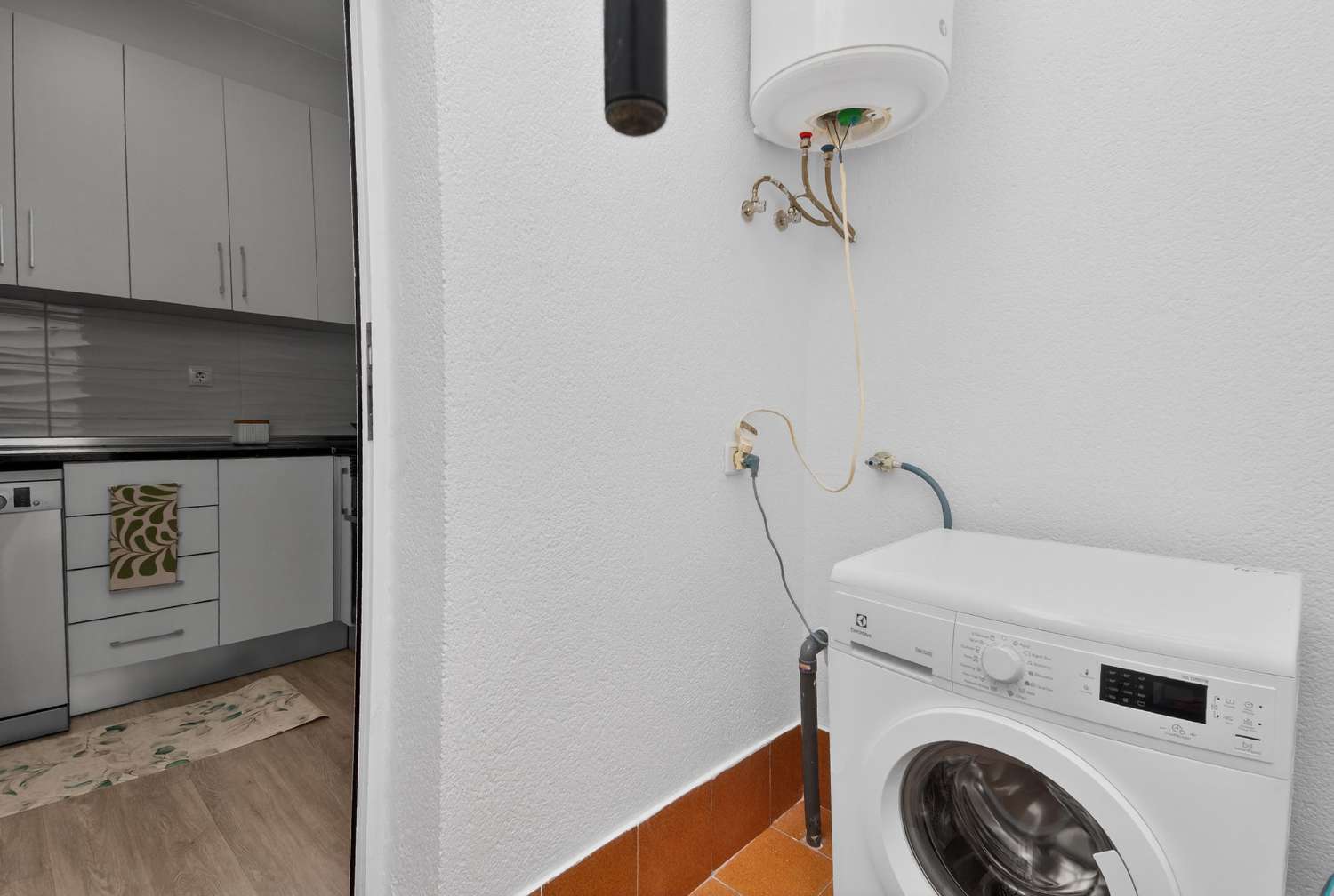 Perfecto bungalow de tres dormitorios totalmente reformado.