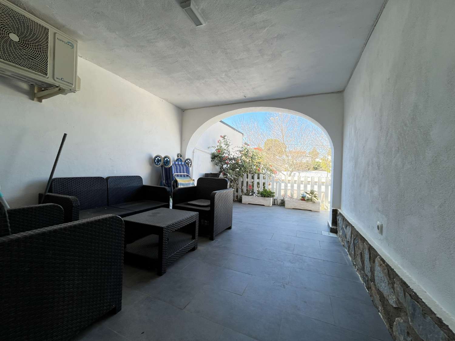 Precioso chalet renovado con 3 dormitorios y piscina privada