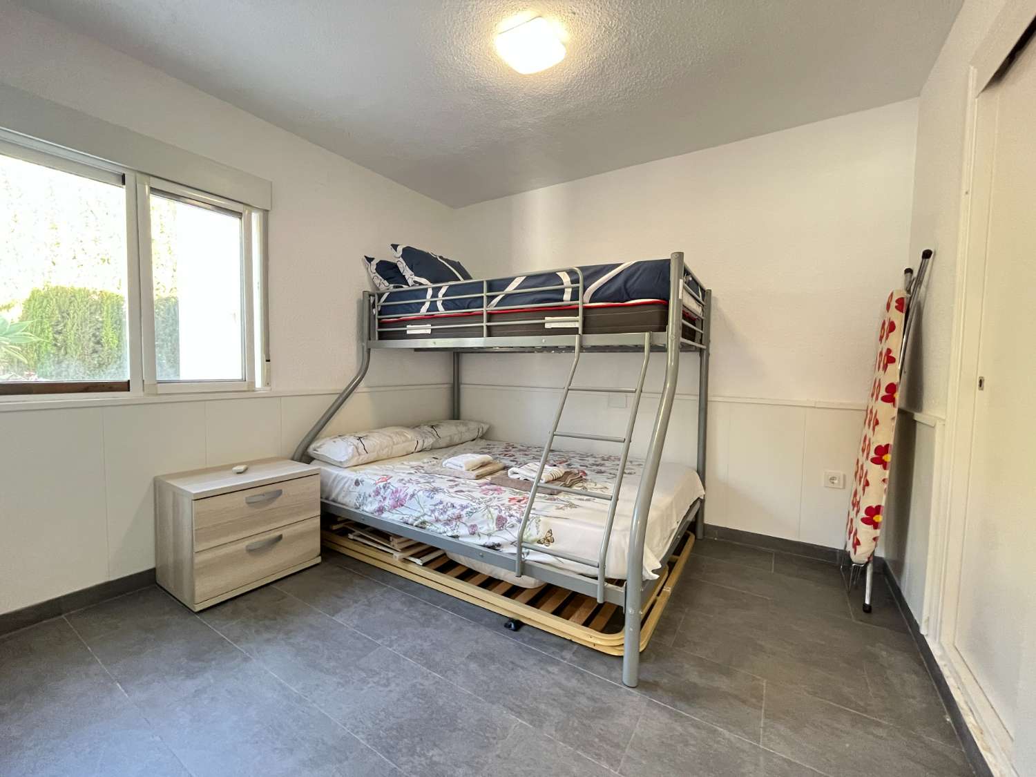 Precioso chalet renovado con 3 dormitorios y piscina privada