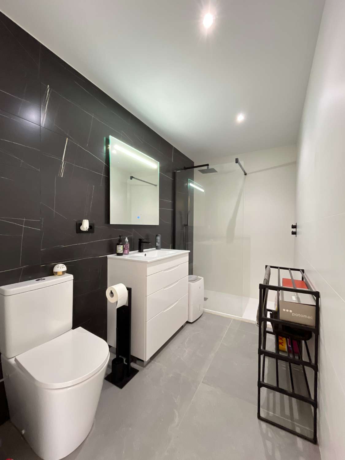 Precioso chalet renovado con 3 dormitorios y piscina privada