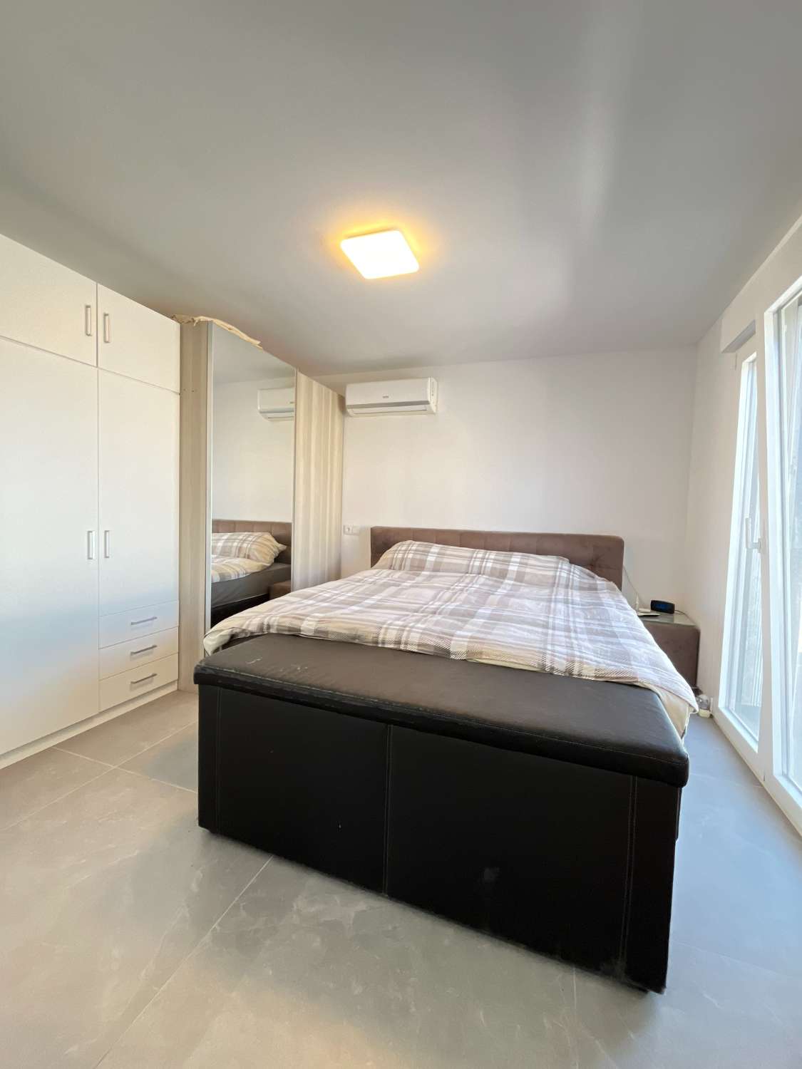 Precioso chalet renovado con 3 dormitorios y piscina privada