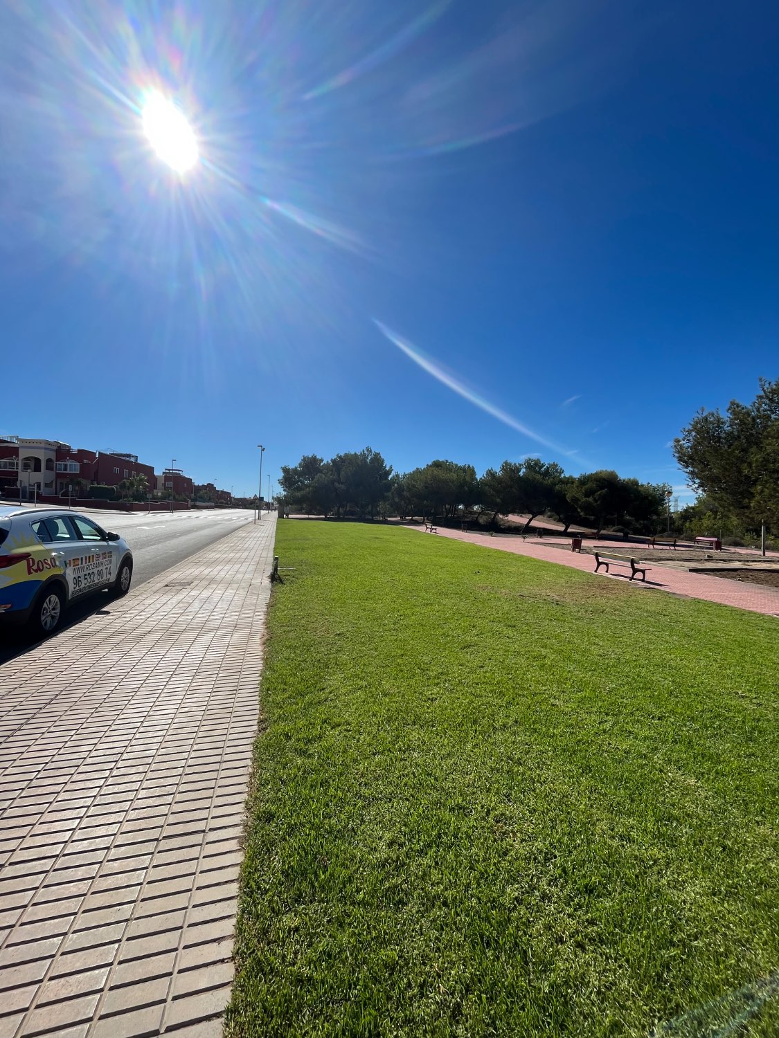 Apartamento planta baja en esquina de 2 dormitorios , en Los altos .