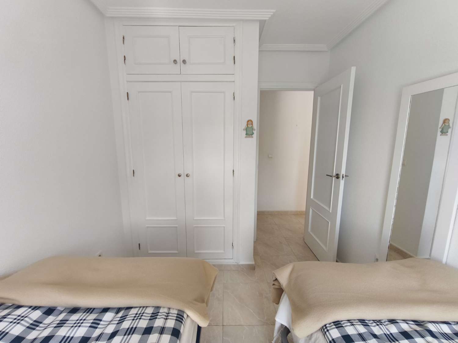 Apartamento muy bonito orientado al sur con 3 dormitorios.