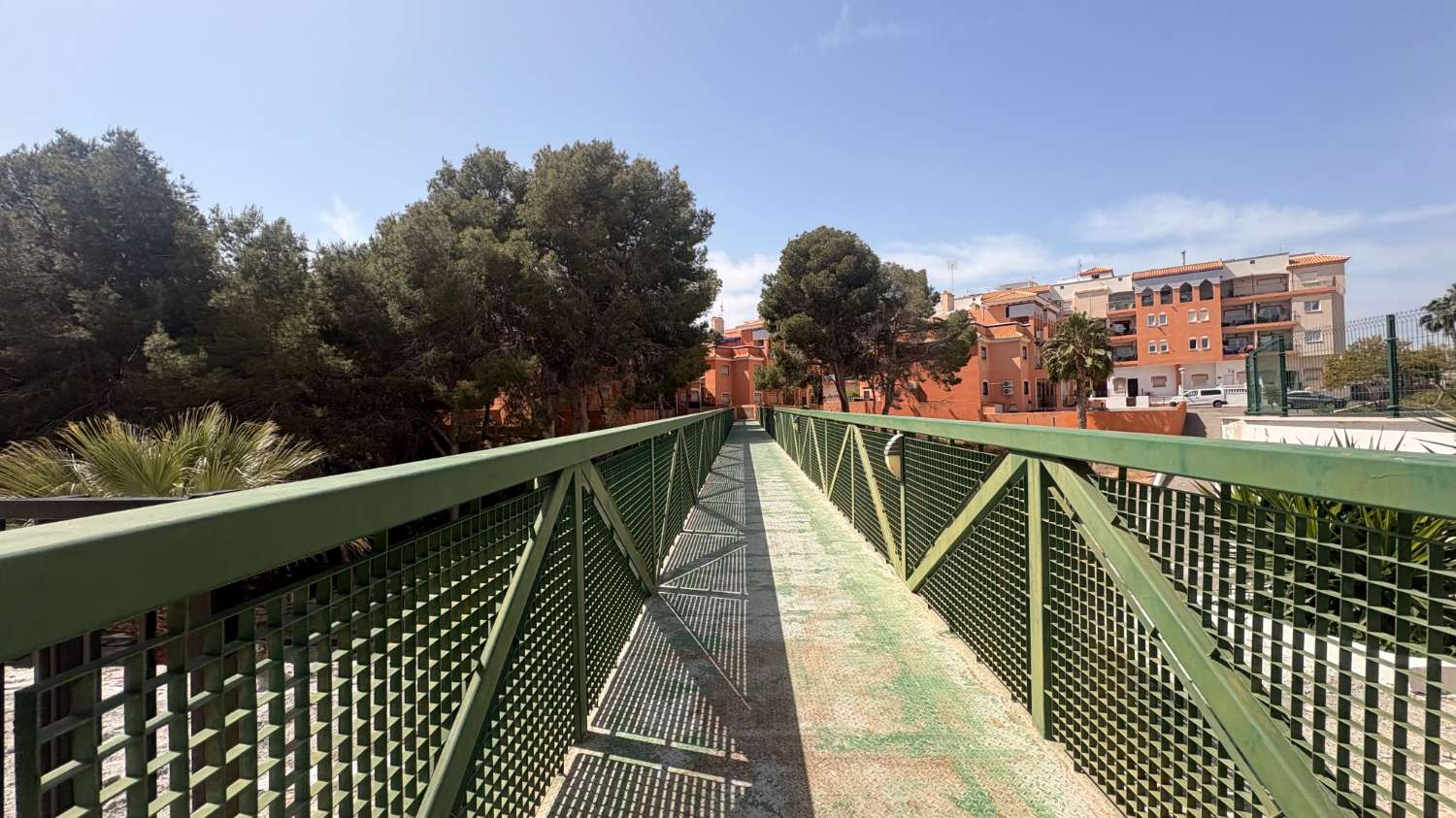 Apartamento muy bonito orientado al sur con 3 dormitorios.