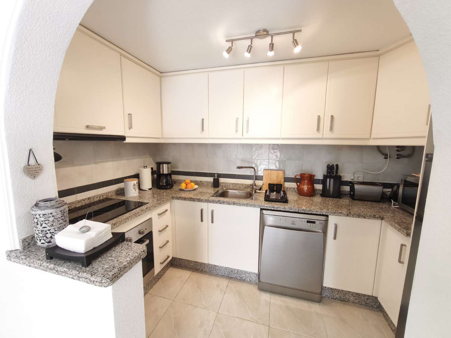 Apartamento muy bonito orientado al sur con 3 dormitorios.