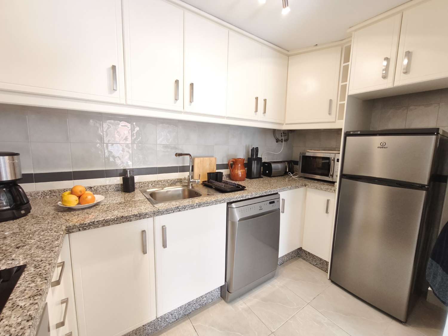 Apartamento muy bonito orientado al sur con 3 dormitorios.