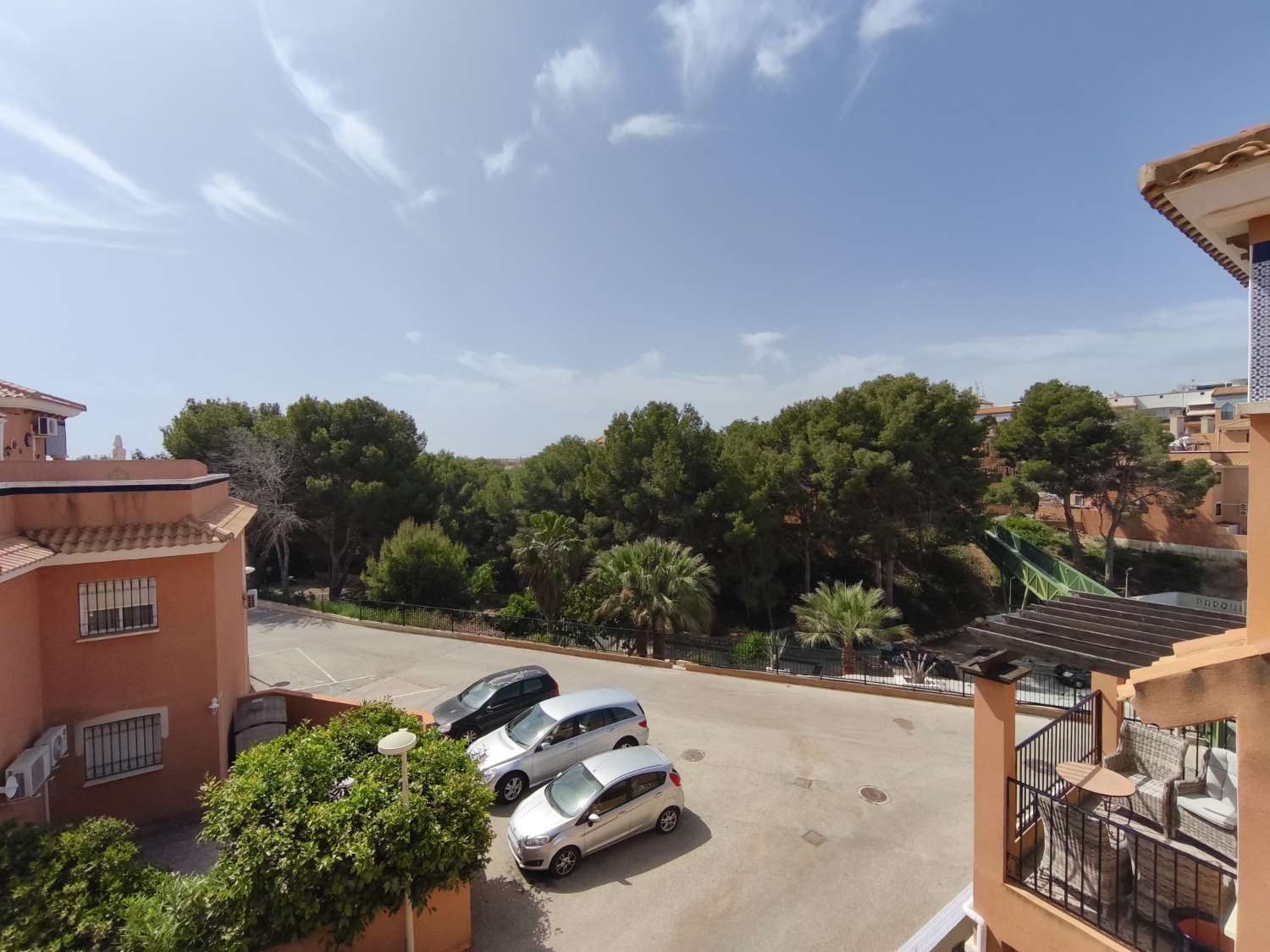 Apartamento muy bonito orientado al sur con 3 dormitorios.