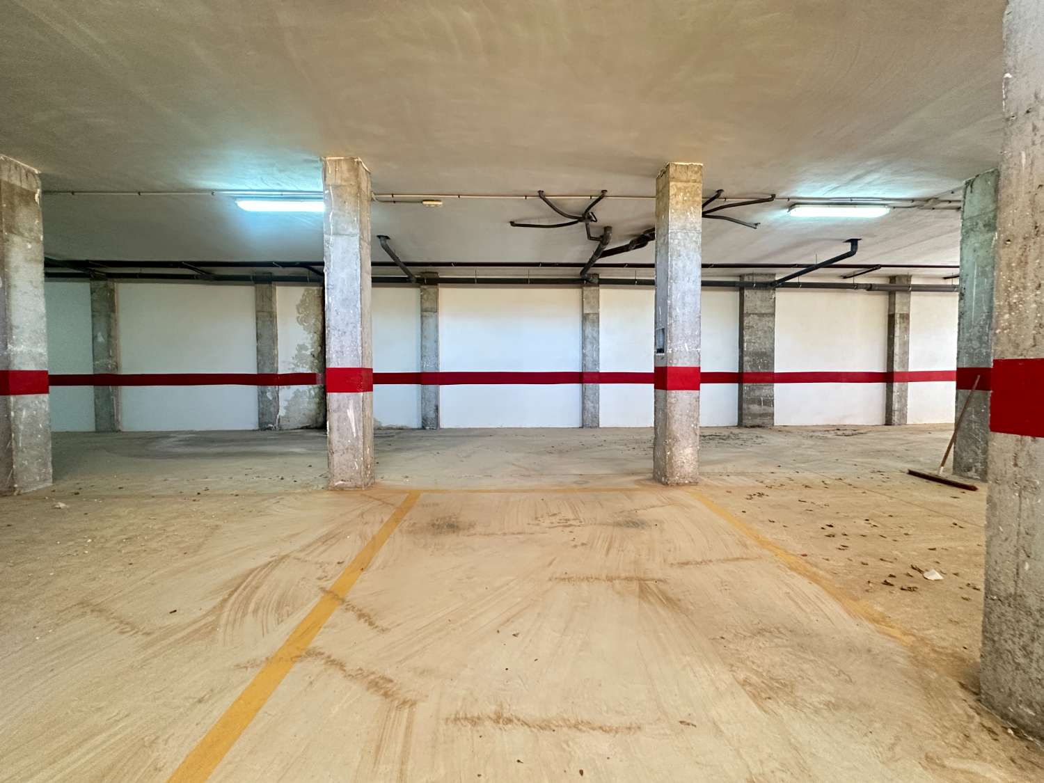 Autotalli myynnissä Lomas de Cabo Roigissa