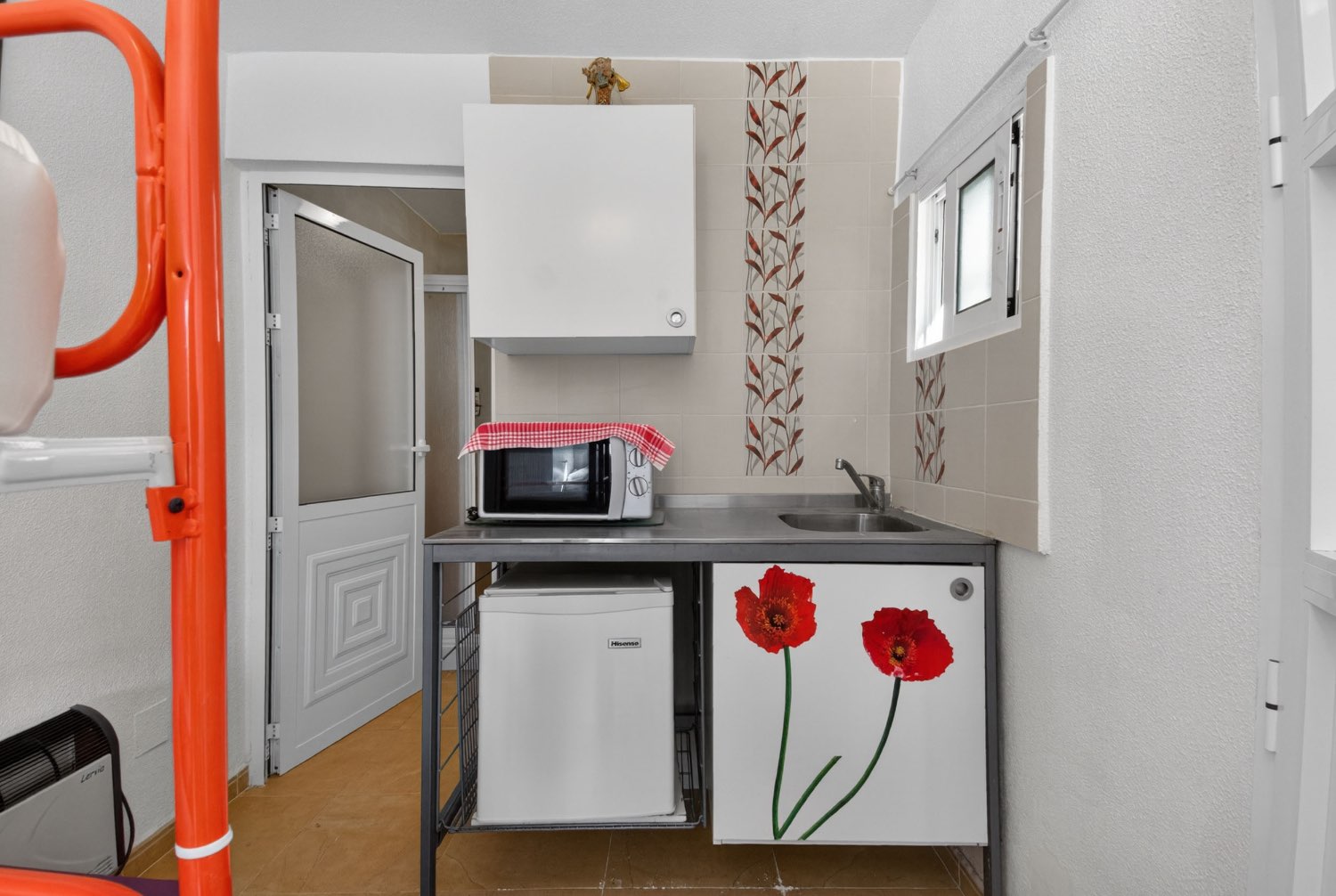 Erillinen huvila, jossa on yksityinen uima-allas Orihuela Costassa