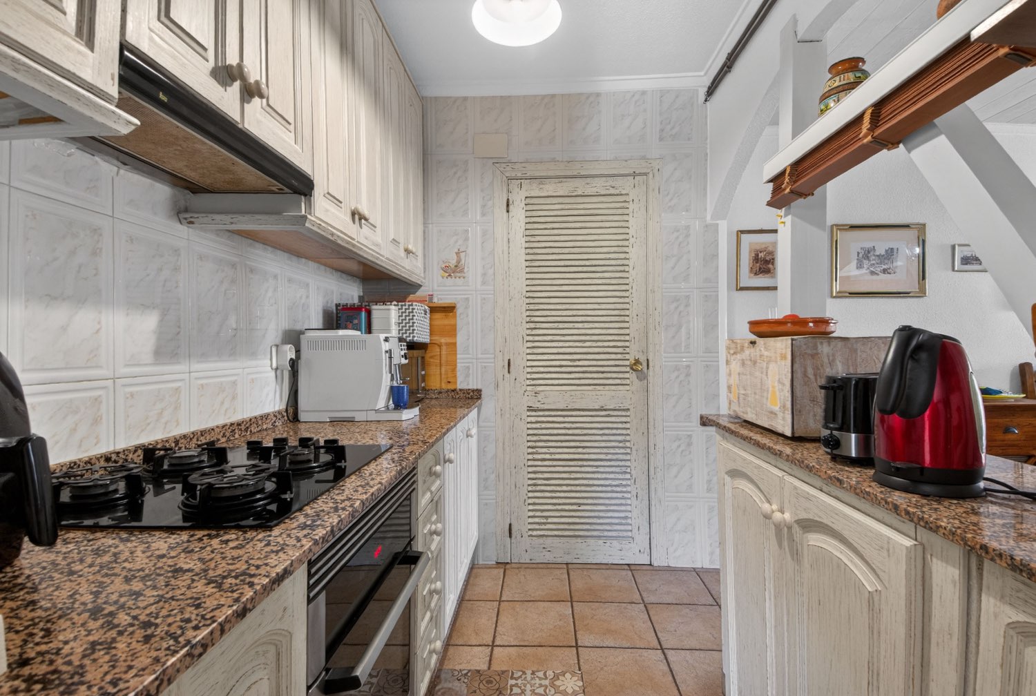 Erillinen huvila, jossa on yksityinen uima-allas Orihuela Costassa