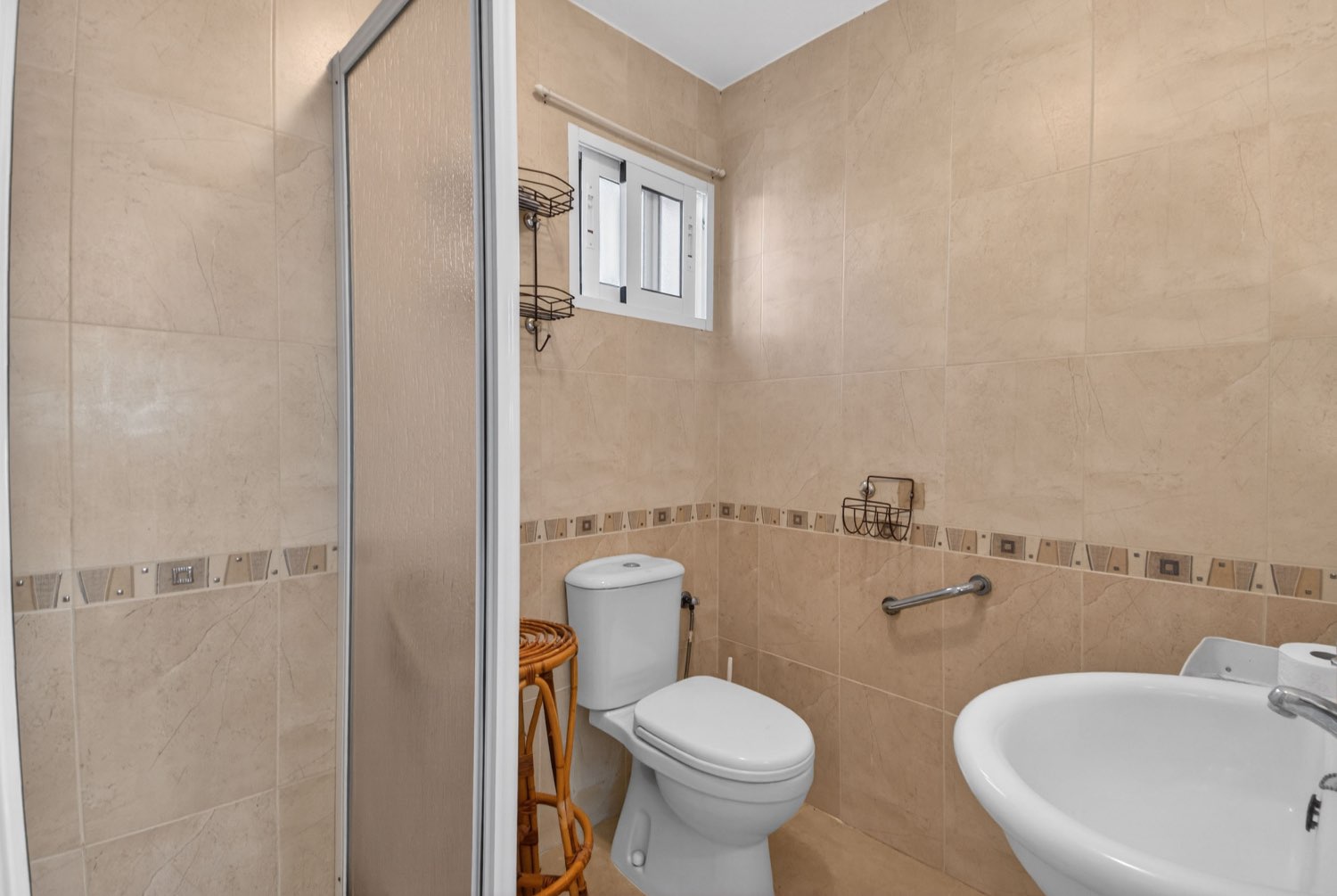 Erillinen huvila, jossa on yksityinen uima-allas Orihuela Costassa