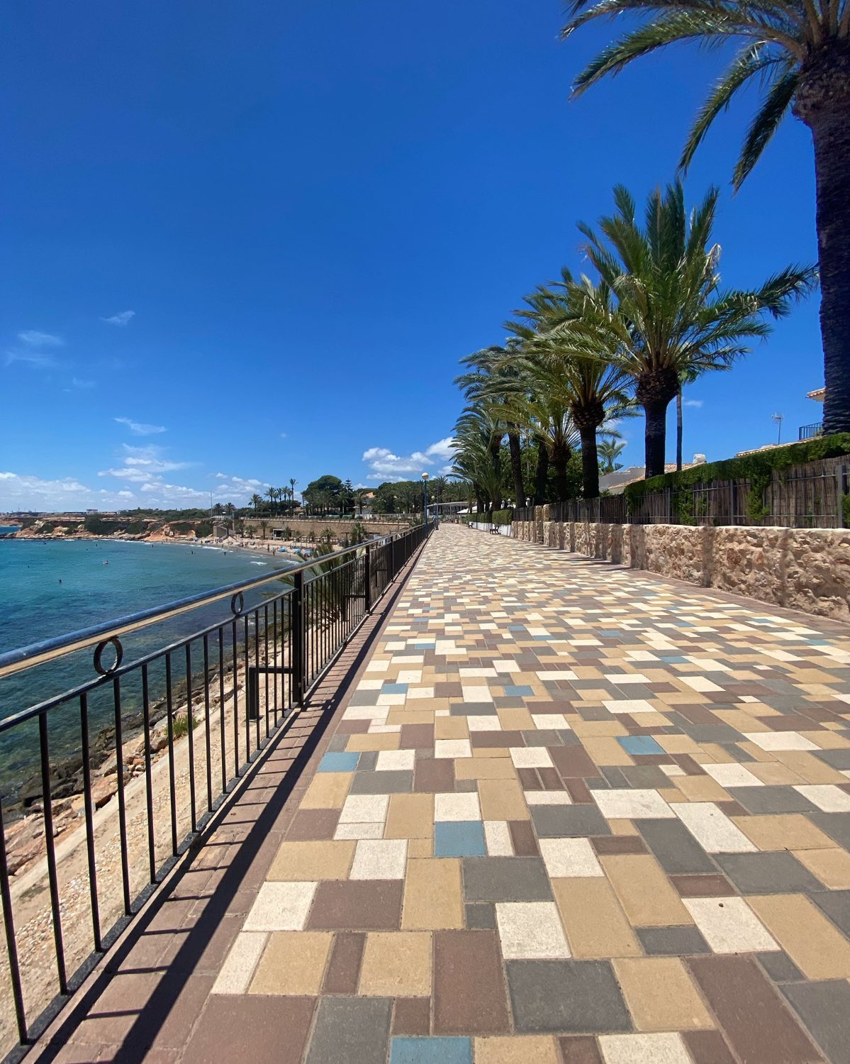 Erillinen huvila, jossa on yksityinen uima-allas Orihuela Costassa