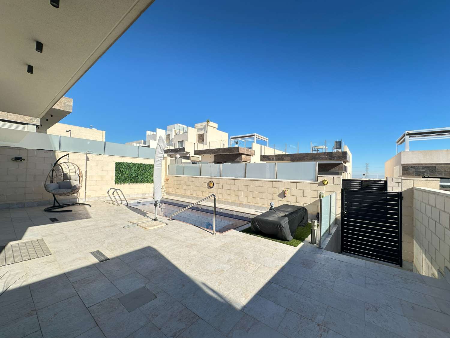 Luxe moderne villa in "Pink Paradise" – PAU 26, Villamartin