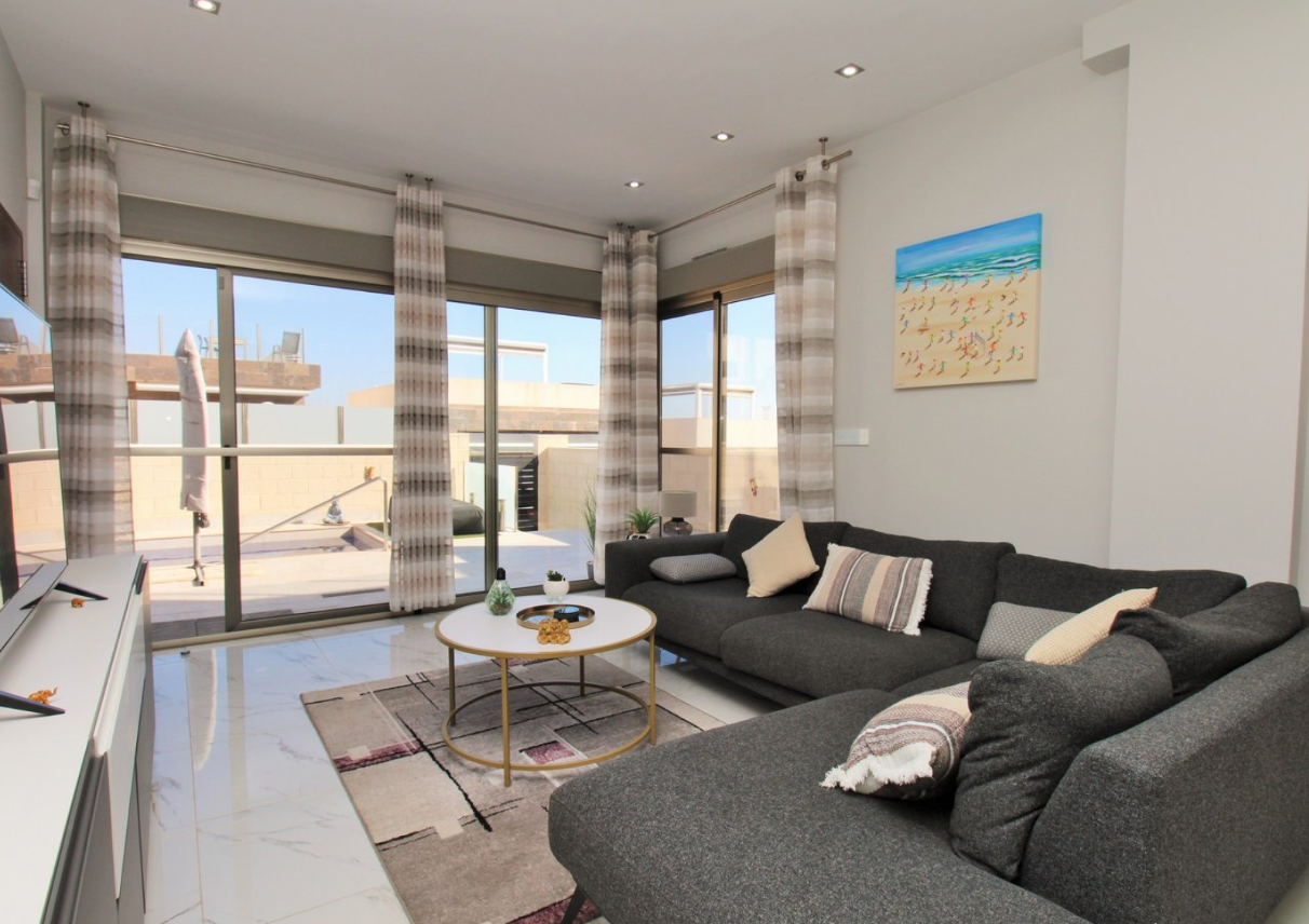 Villa in vendita a Villamartín-Las Filipinas (Orihuela)