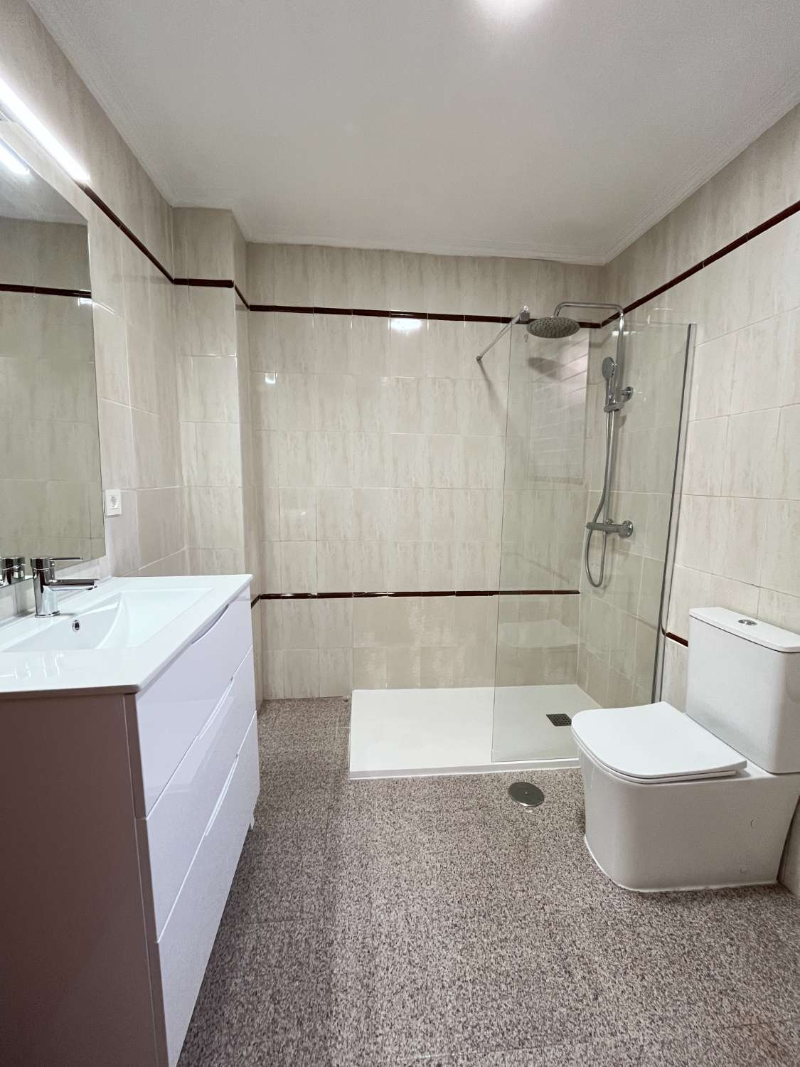 Maisonette-Wohnung mit 4 Schlafzimmern und großem Solarium im Zentrum von Pilar de la Horadada