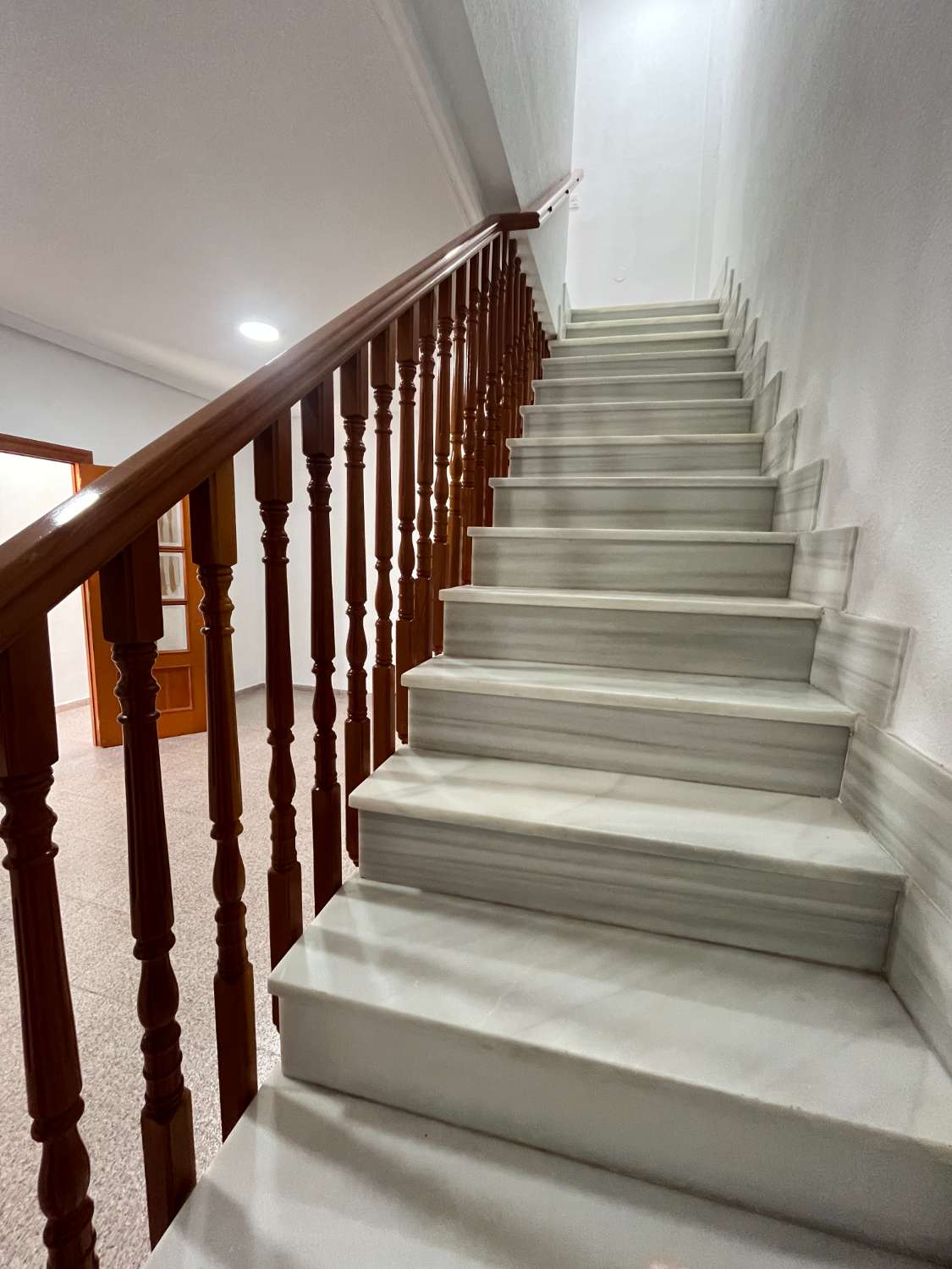 Maisonette-Wohnung mit 4 Schlafzimmern und großem Solarium im Zentrum von Pilar de la Horadada