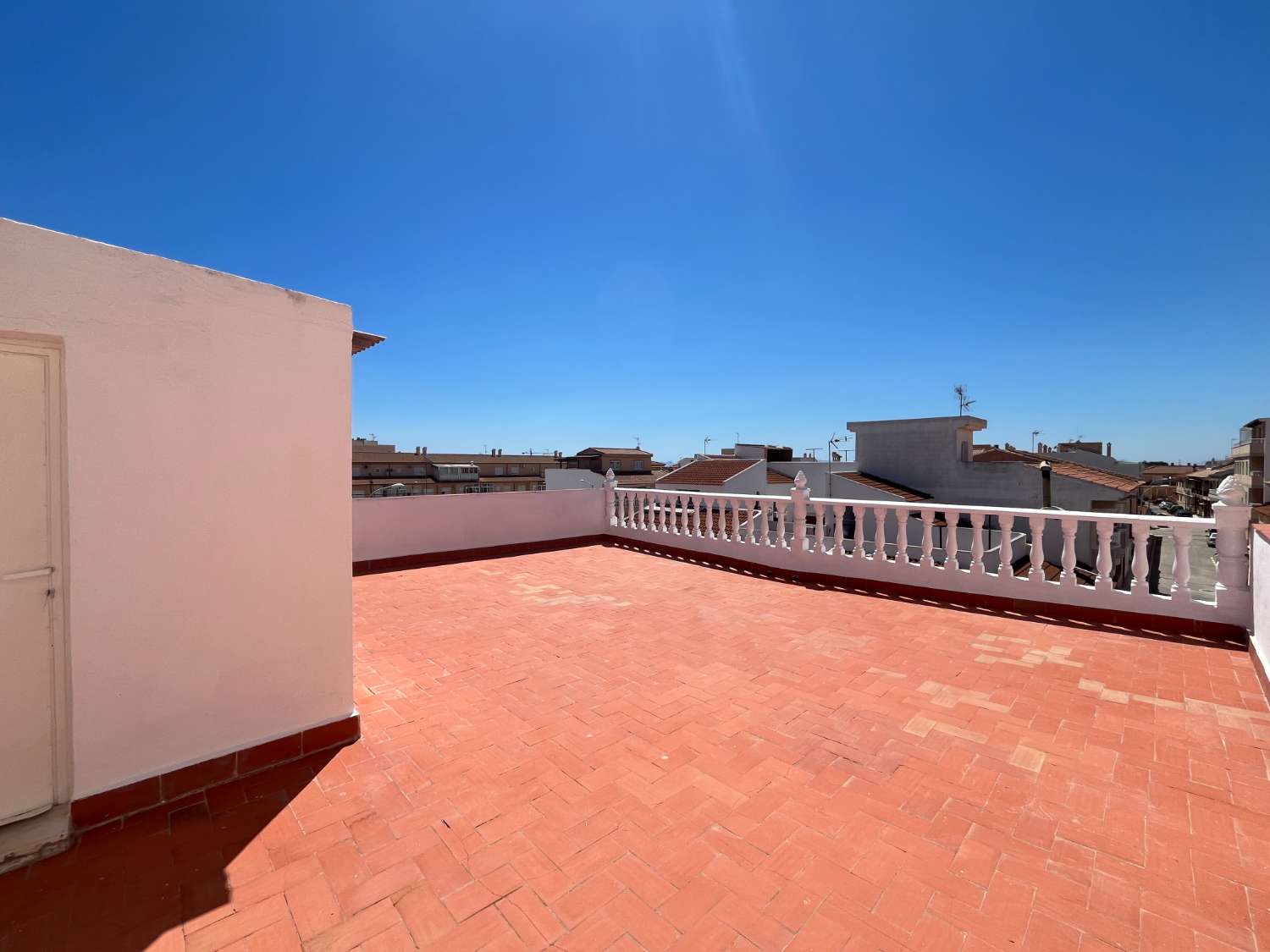 Maisonette-Wohnung mit 4 Schlafzimmern und großem Solarium im Zentrum von Pilar de la Horadada