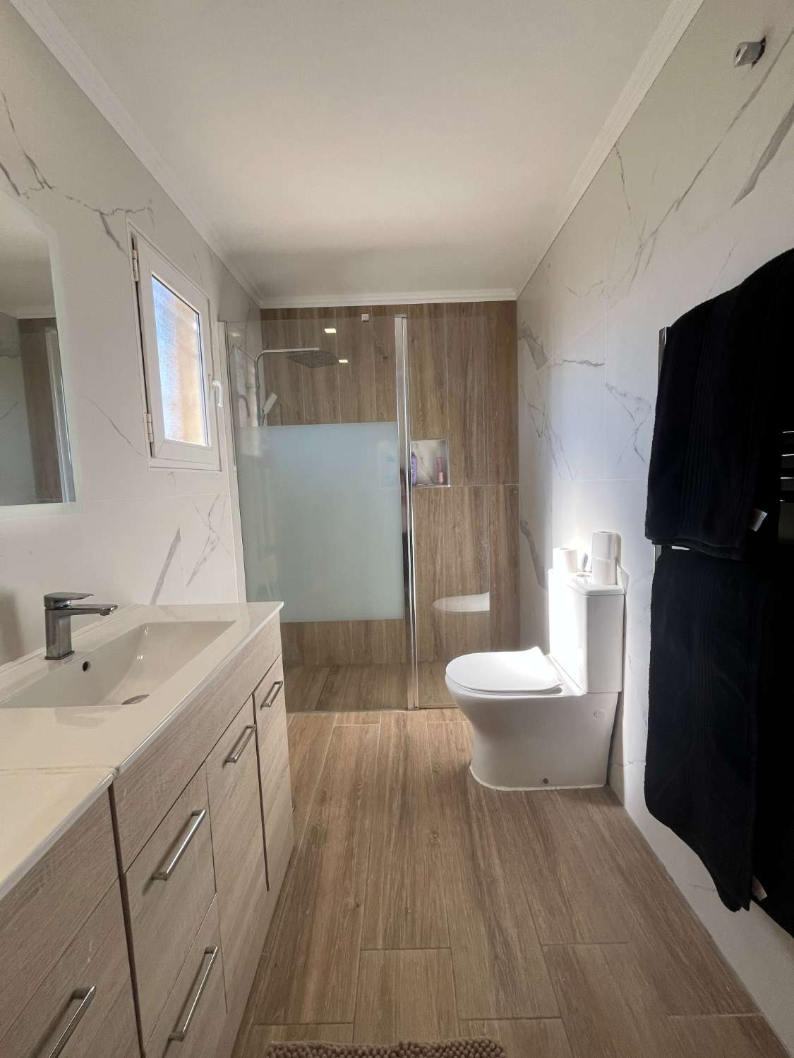 Villa adosada con piscina