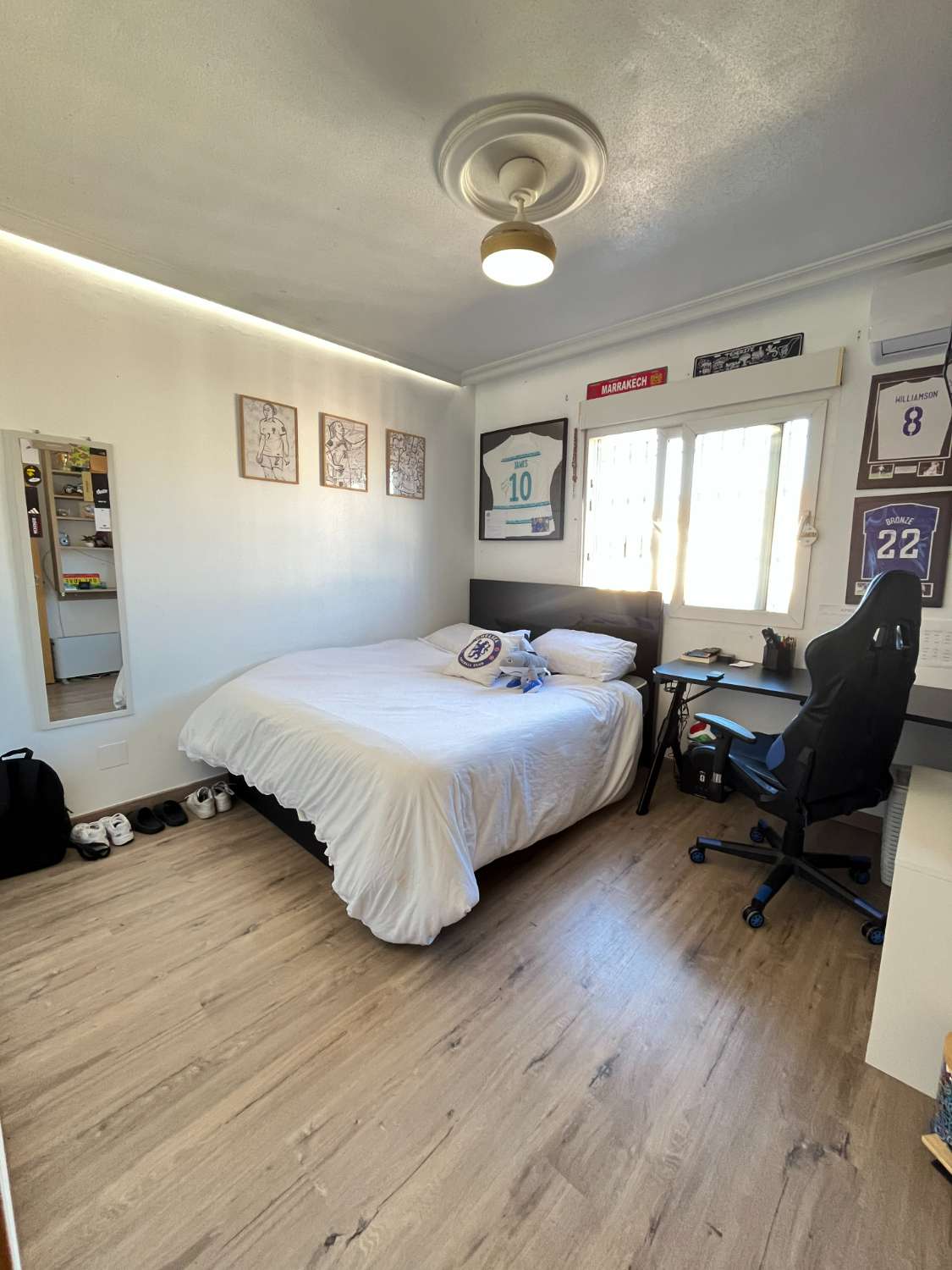 Villa adosada con piscina