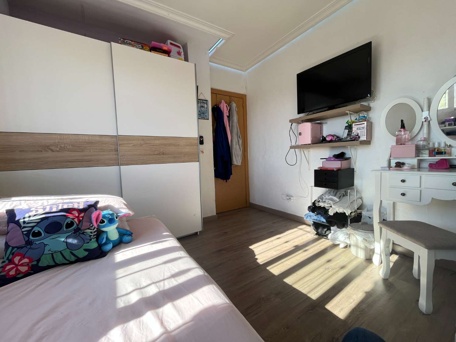 Villa adosada con piscina