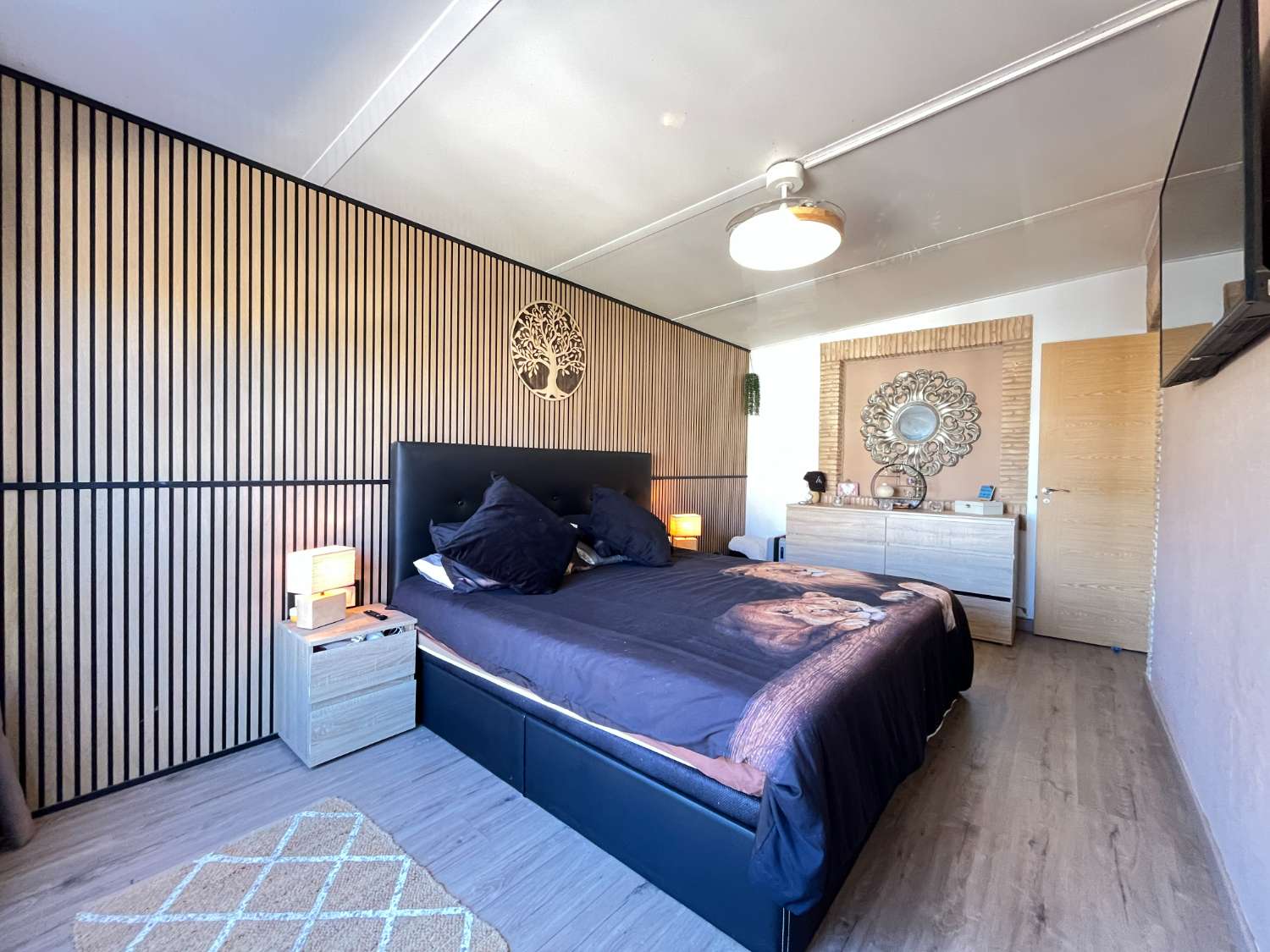 Villa adosada con piscina