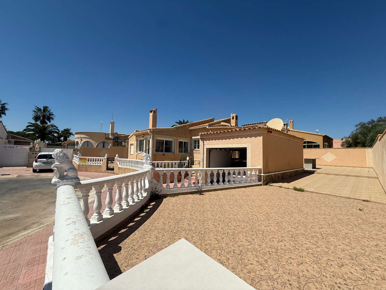 Perfekte freistehende Villa mit zwei Schlafzimmern.