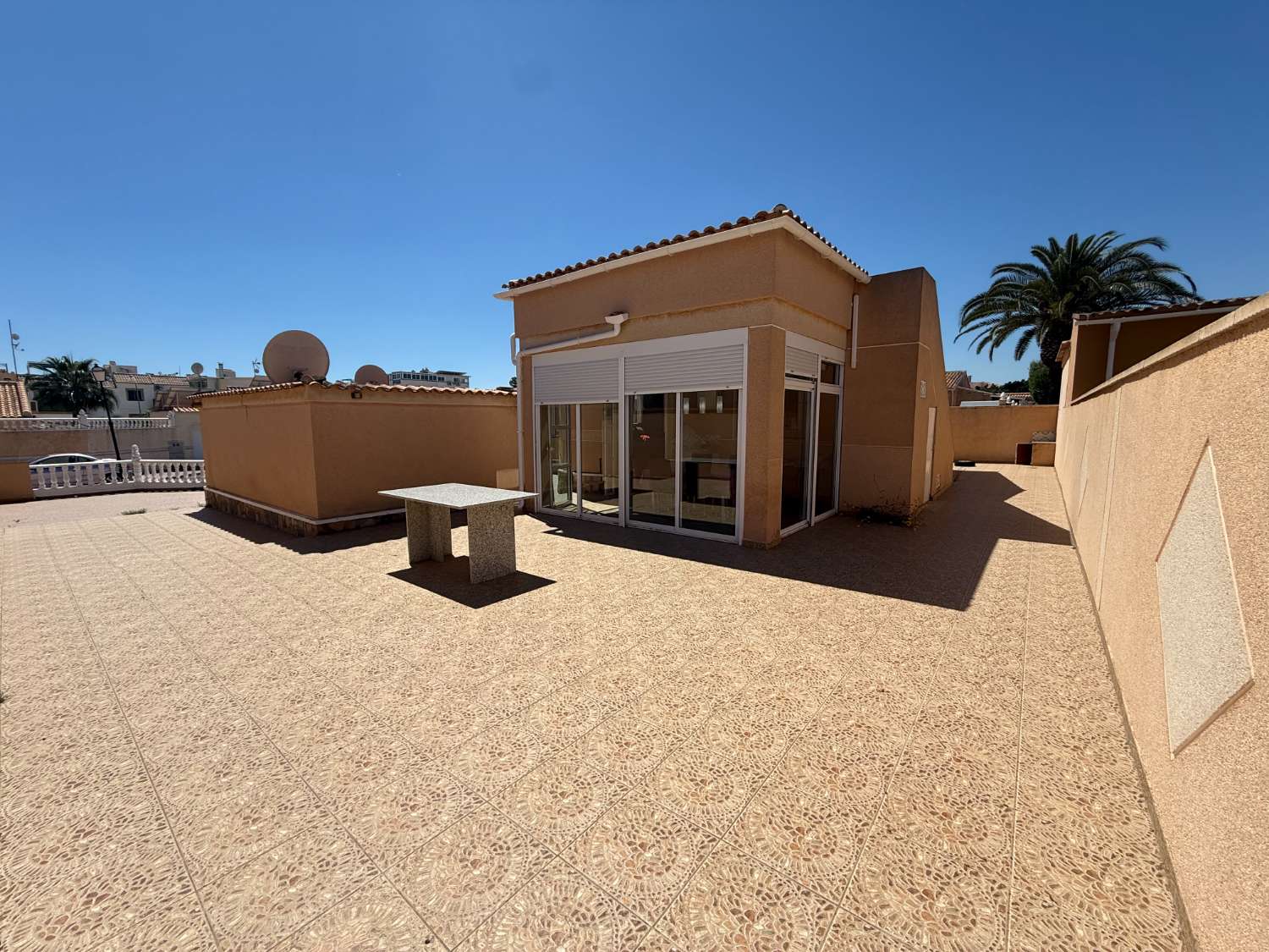 Perfekte freistehende Villa mit zwei Schlafzimmern.