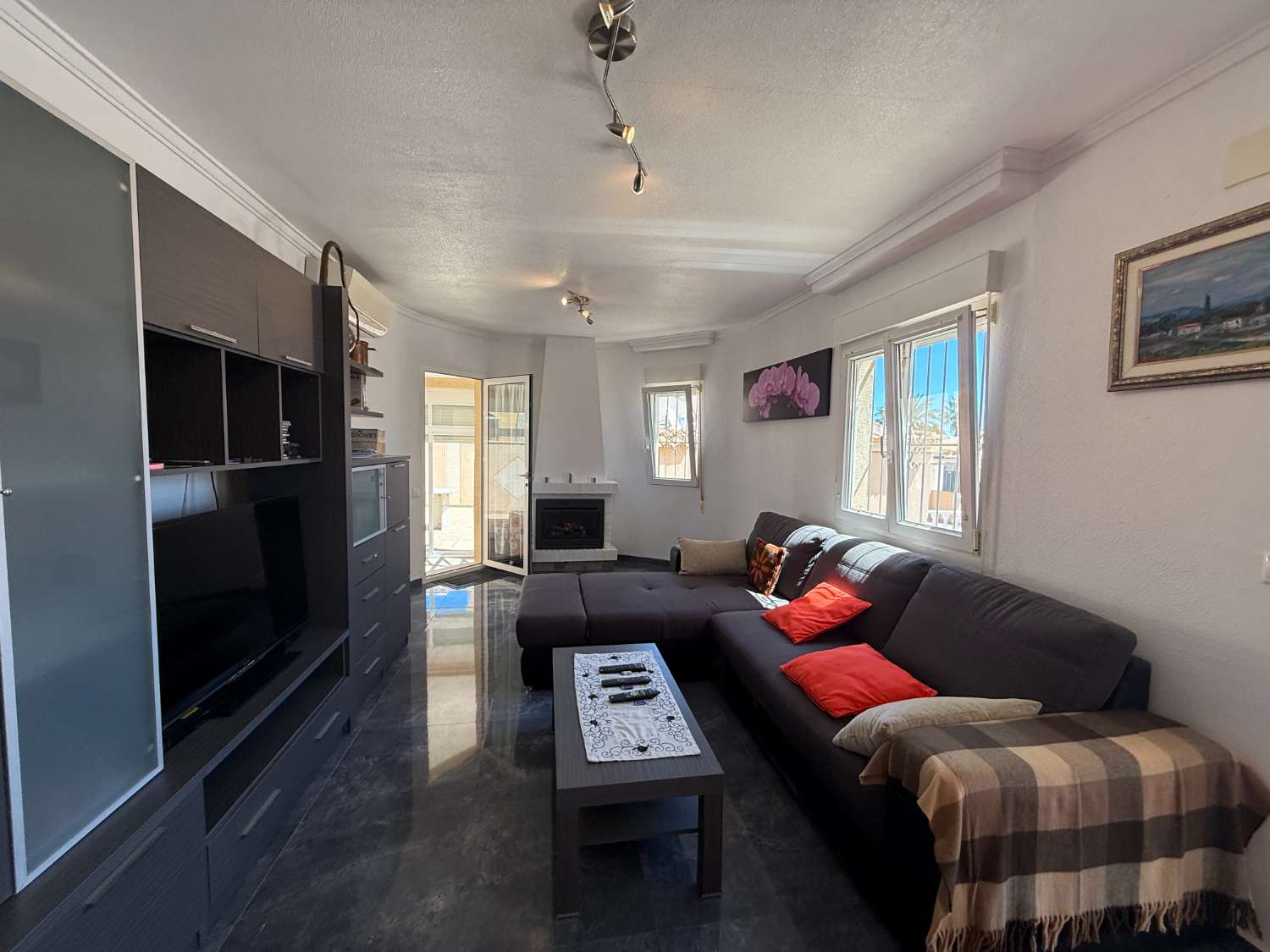 Perfekte freistehende Villa mit zwei Schlafzimmern.