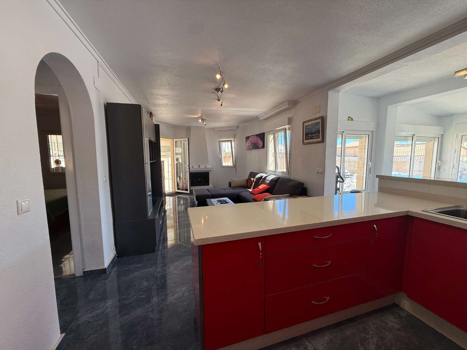 Perfekte freistehende Villa mit zwei Schlafzimmern.