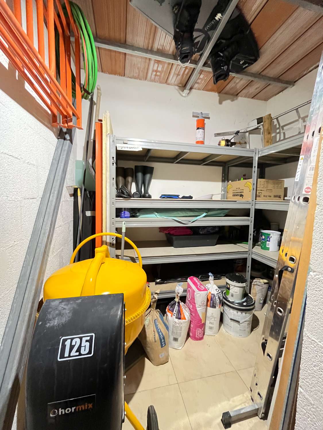 Spacious and perfect garage space with storage room