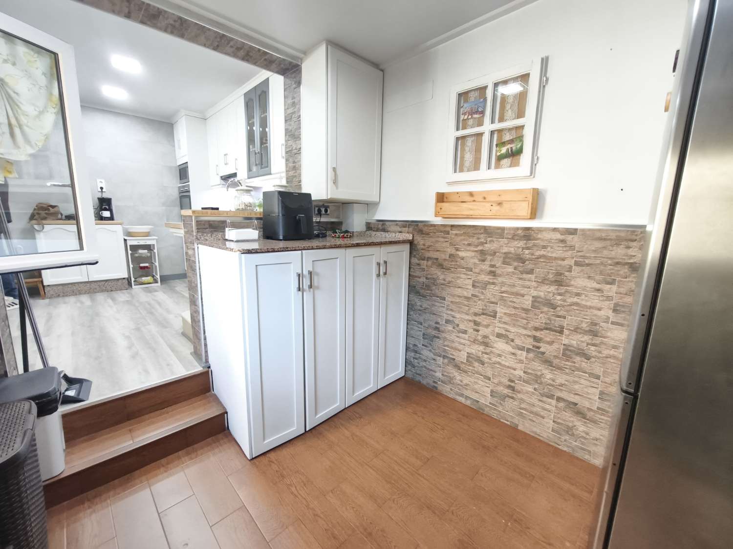 Preciosa propiedad de 4 habitaciones a 800 m del mar