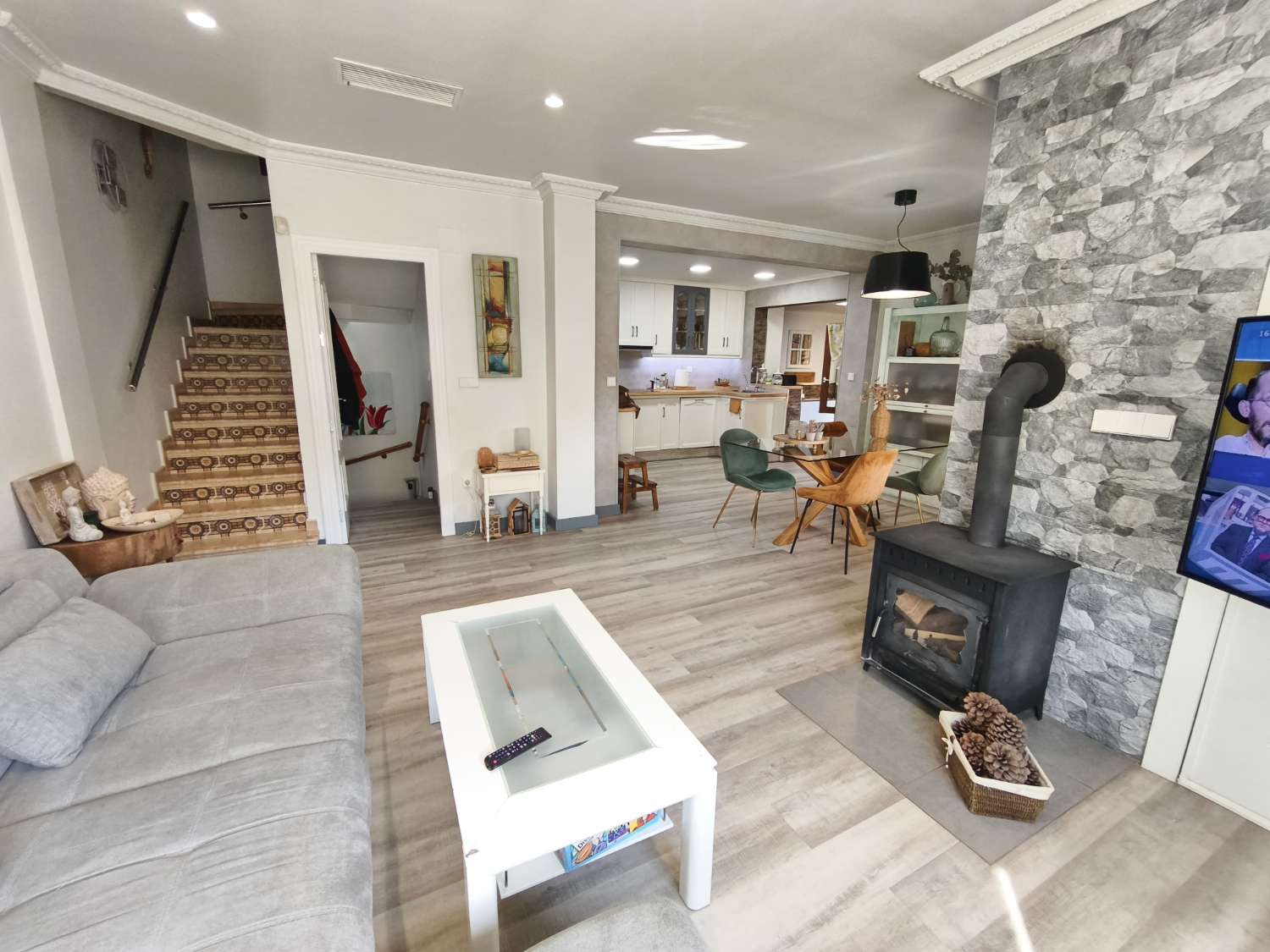 Preciosa propiedad de 4 habitaciones a 800 m del mar