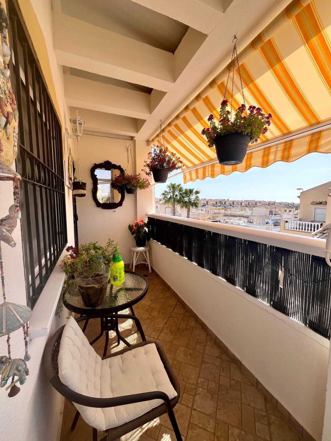 Preciosa casa dúplex de 2 habitaciones y 2 baños en Los Altos, Orihuela Costa