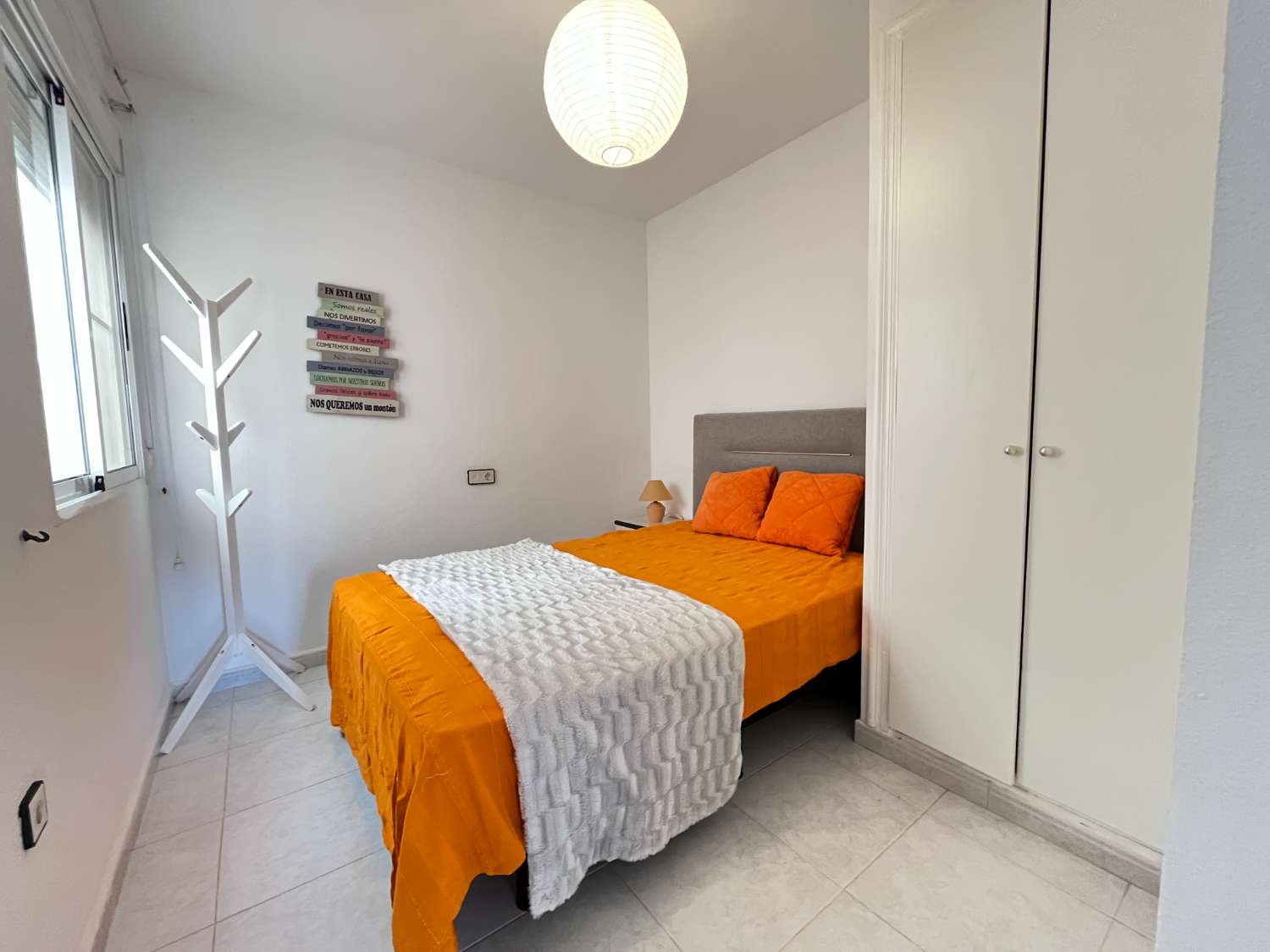 Apartamento de 3 dormitorios enfrente de la piscina comunitaria