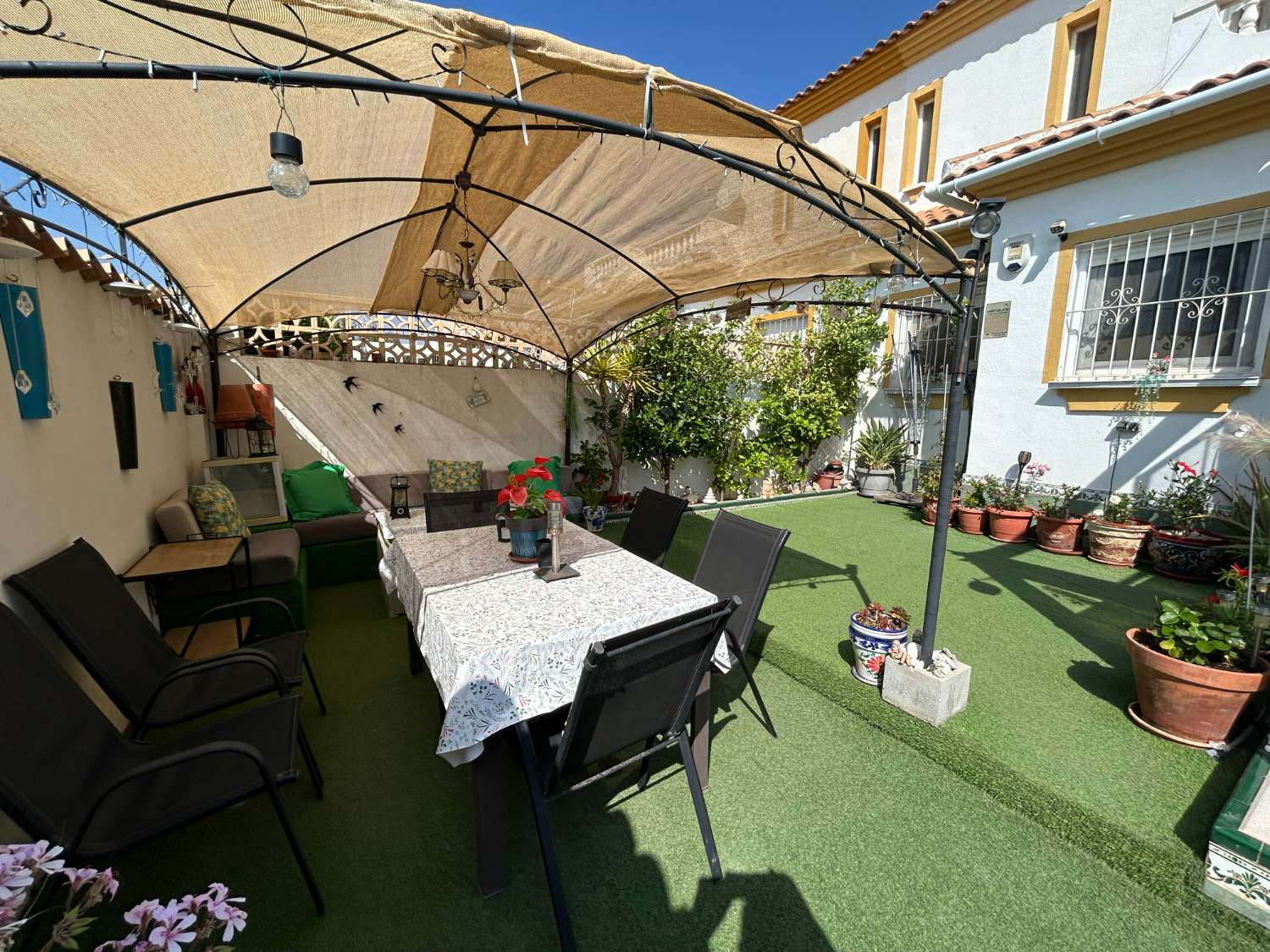 Villa de tres dormitorios orientada al sur en La Florida