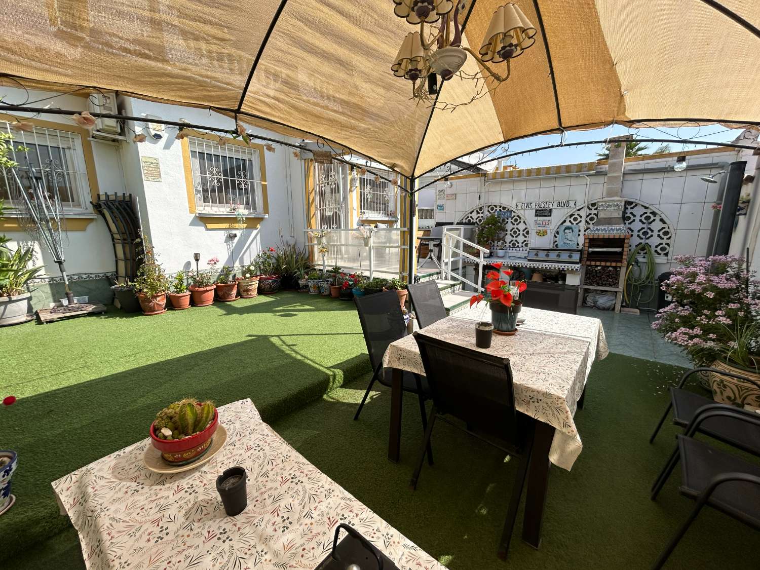 Villa de tres dormitorios orientada al sur en La Florida