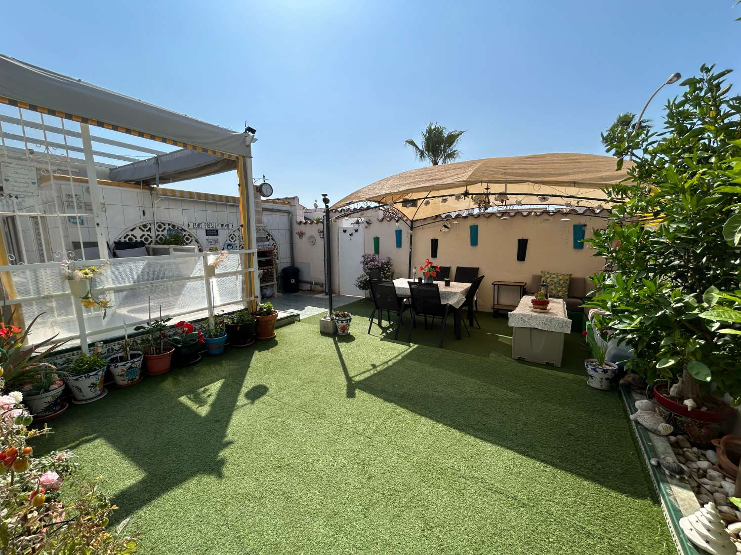 Villa de tres dormitorios orientada al sur en La Florida