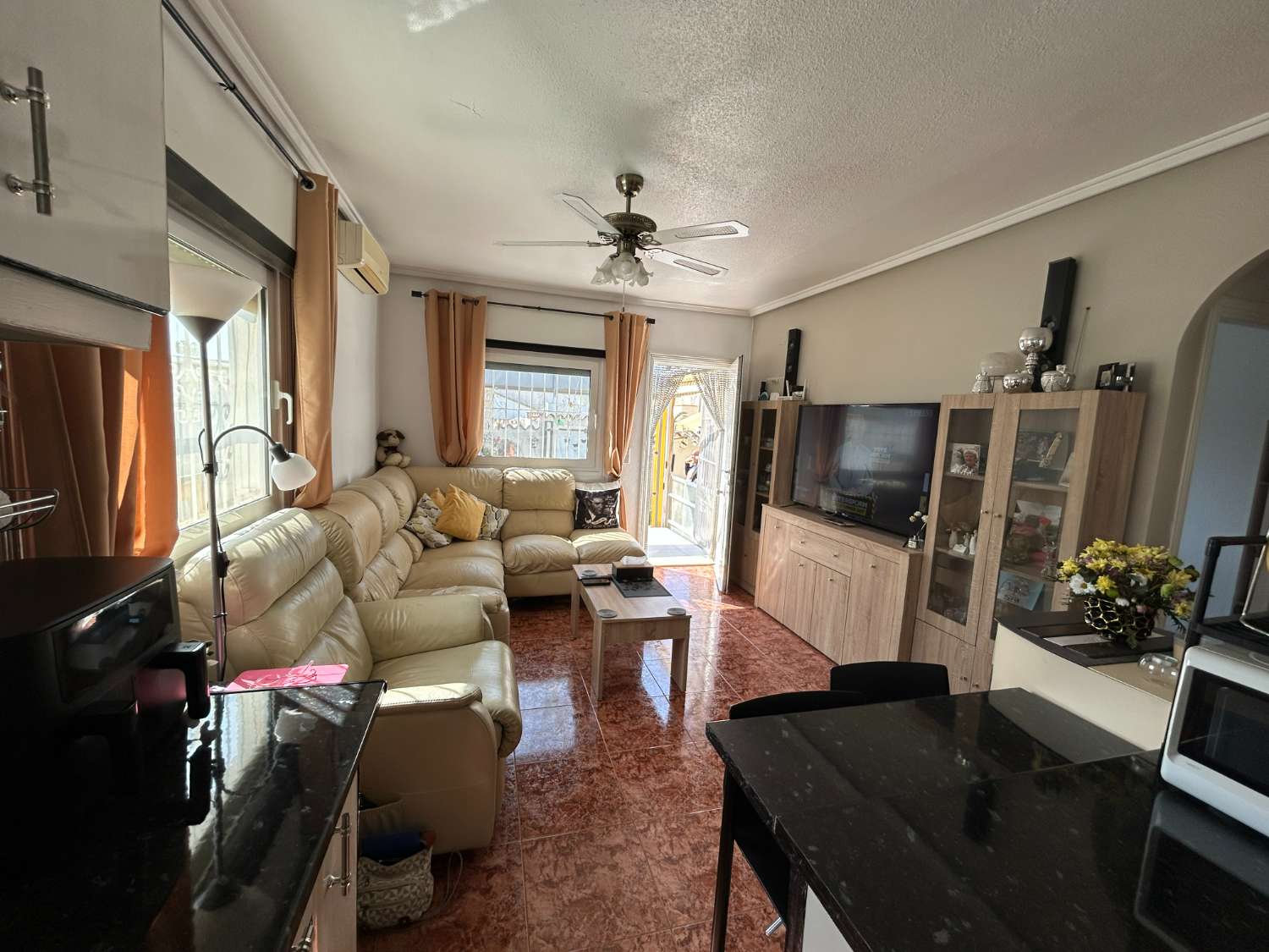 Villa de tres dormitorios orientada al sur en La Florida