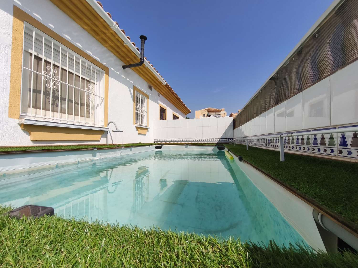 Villa de tres dormitorios orientada al sur en La Florida