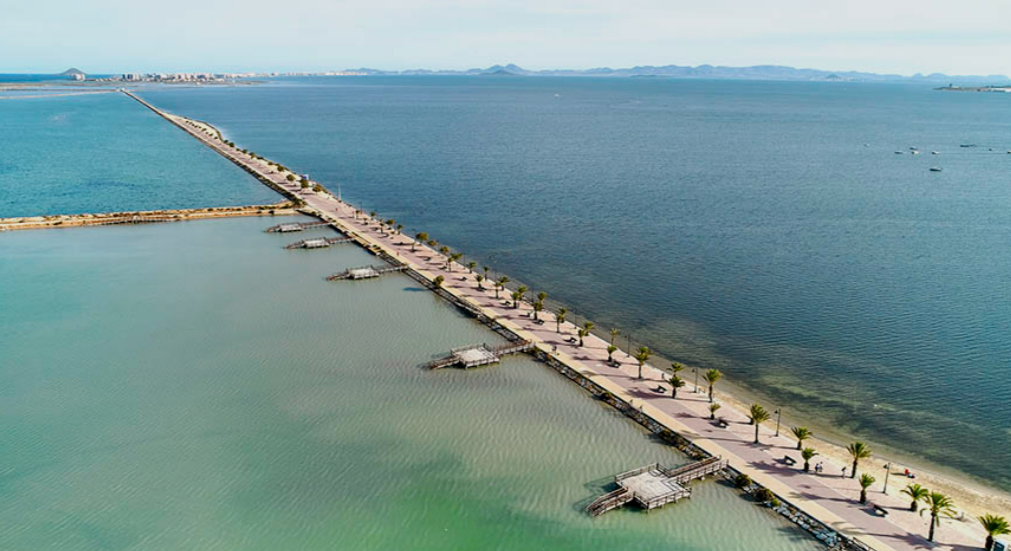Apartamento de 2 habitaciones en la planta baja orientado al sur en San Pedro del Pinatar
