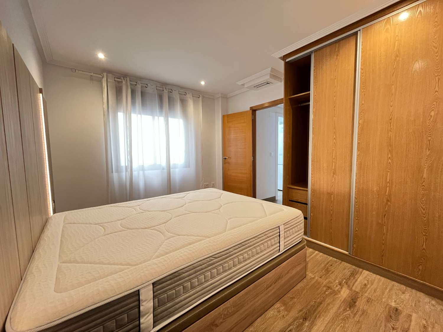Apartamento de 2 habitaciones en la planta baja orientado al sur en San Pedro del Pinatar